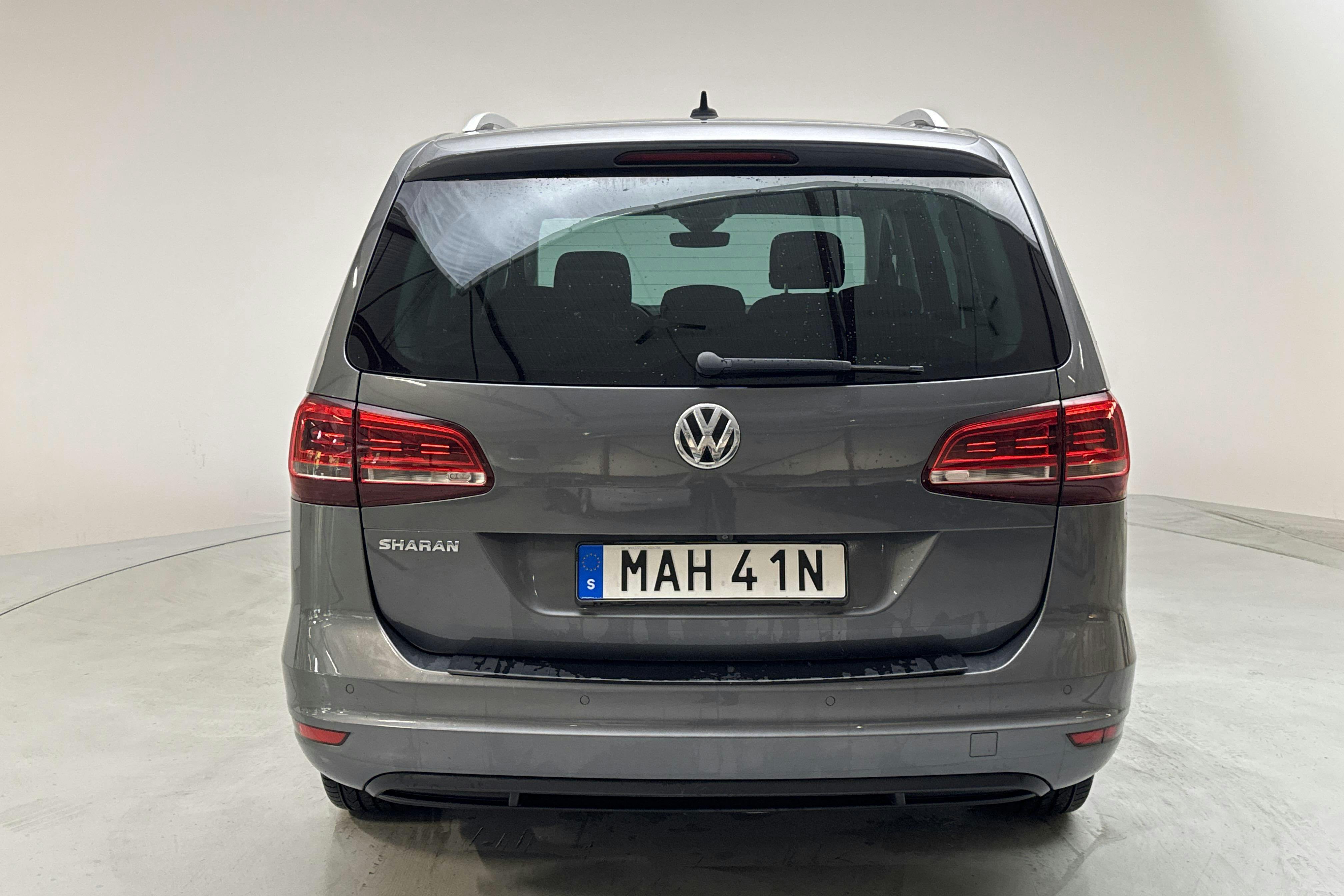 VW Sharan 2.0 TDI (150hk) - 11 823 mil - Automat - Dark Grey - 2020