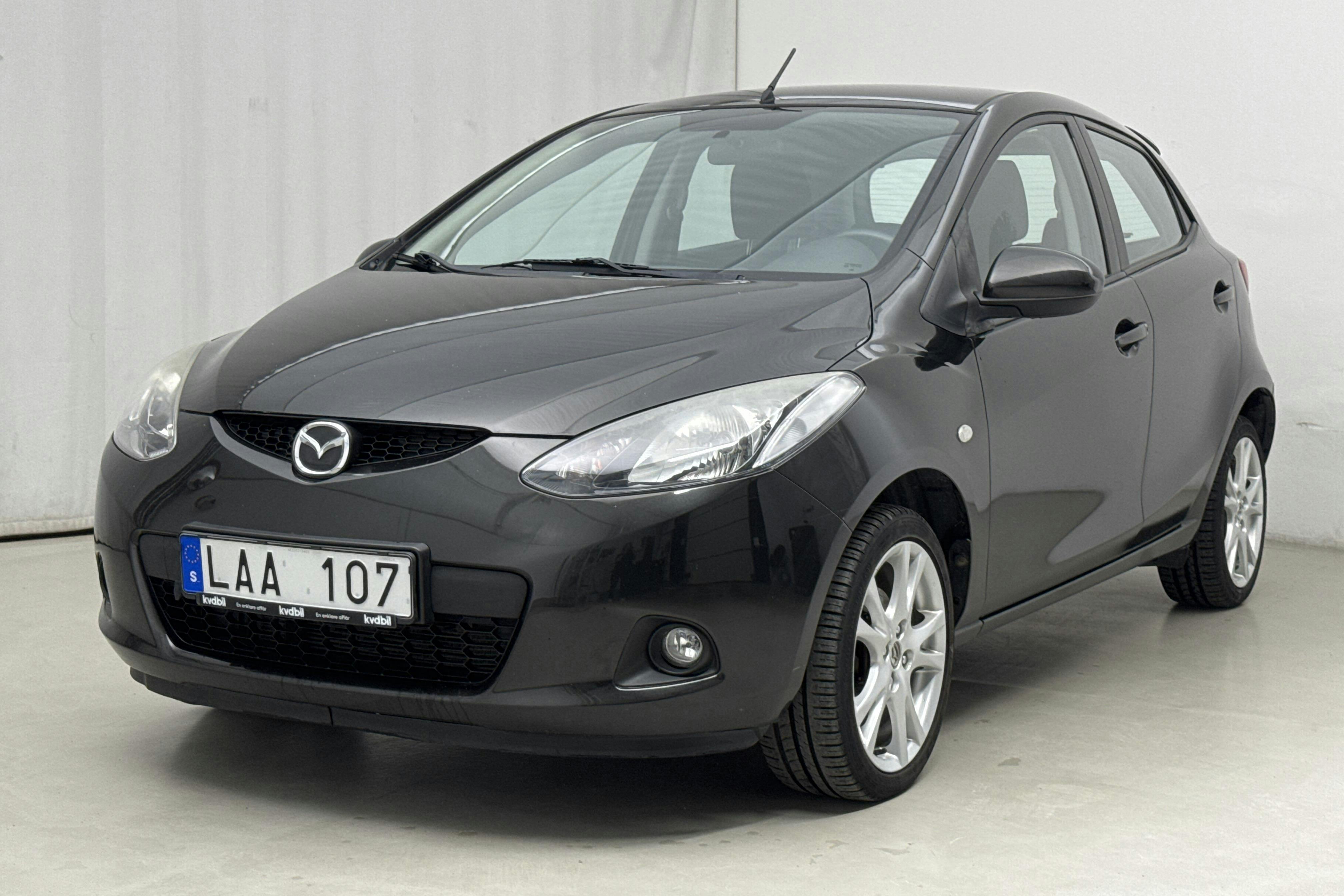 Mazda 2 1.3 5dr (75hk) - 5 796 mil - Manuell - svart - 2010