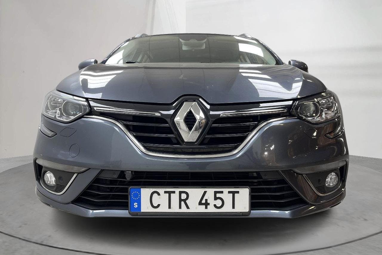 Renault Mégane 1.5 dCi Sport Tourer (115hk) - 77 590 km - Manual - gray - 2020