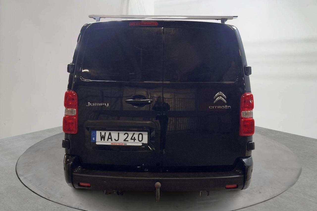Citroën Jumpy III 2.0 BlueHDI Skåp (180hk) - 10 381 mil - Automat - svart - 2023