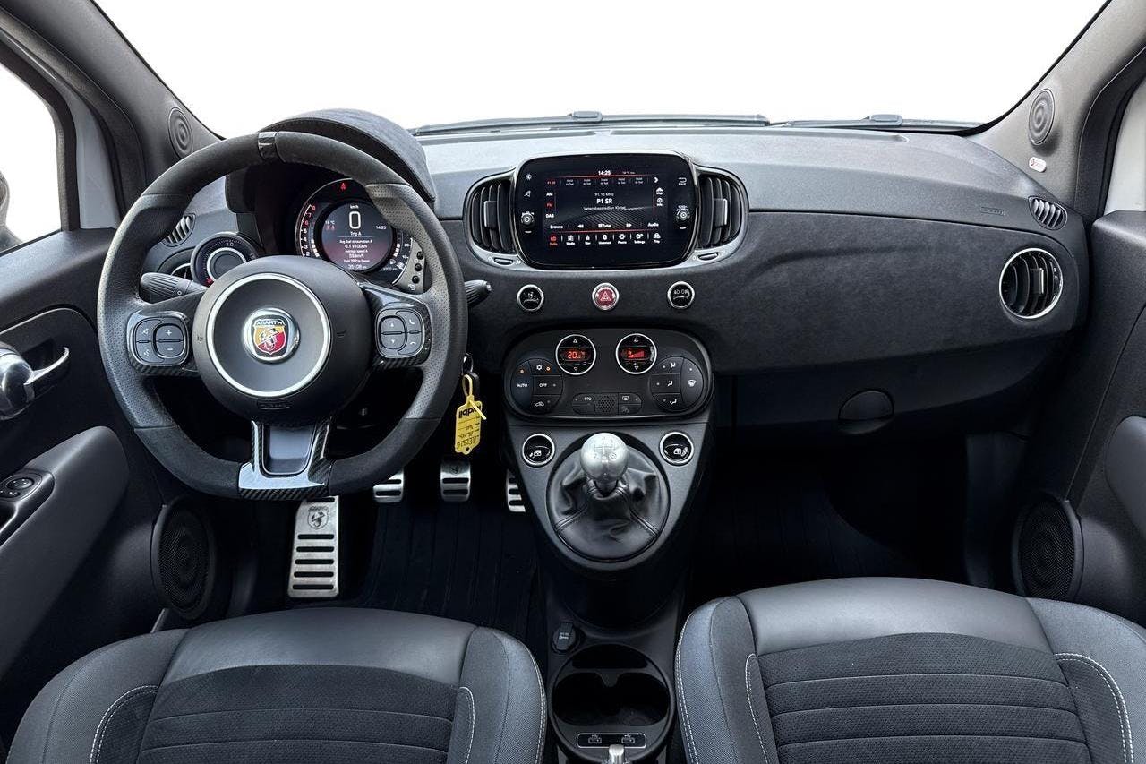 Fiat Abarth 595 (180hk) - 35 110 km - Käsitsi - hall - 2022