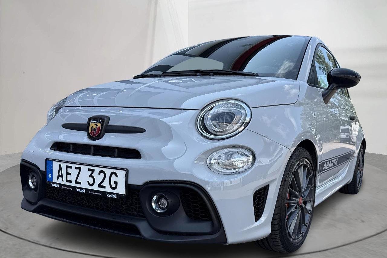 Fiat Abarth 595 (180hk) - 3 511 mil - Manuell - grå - 2022