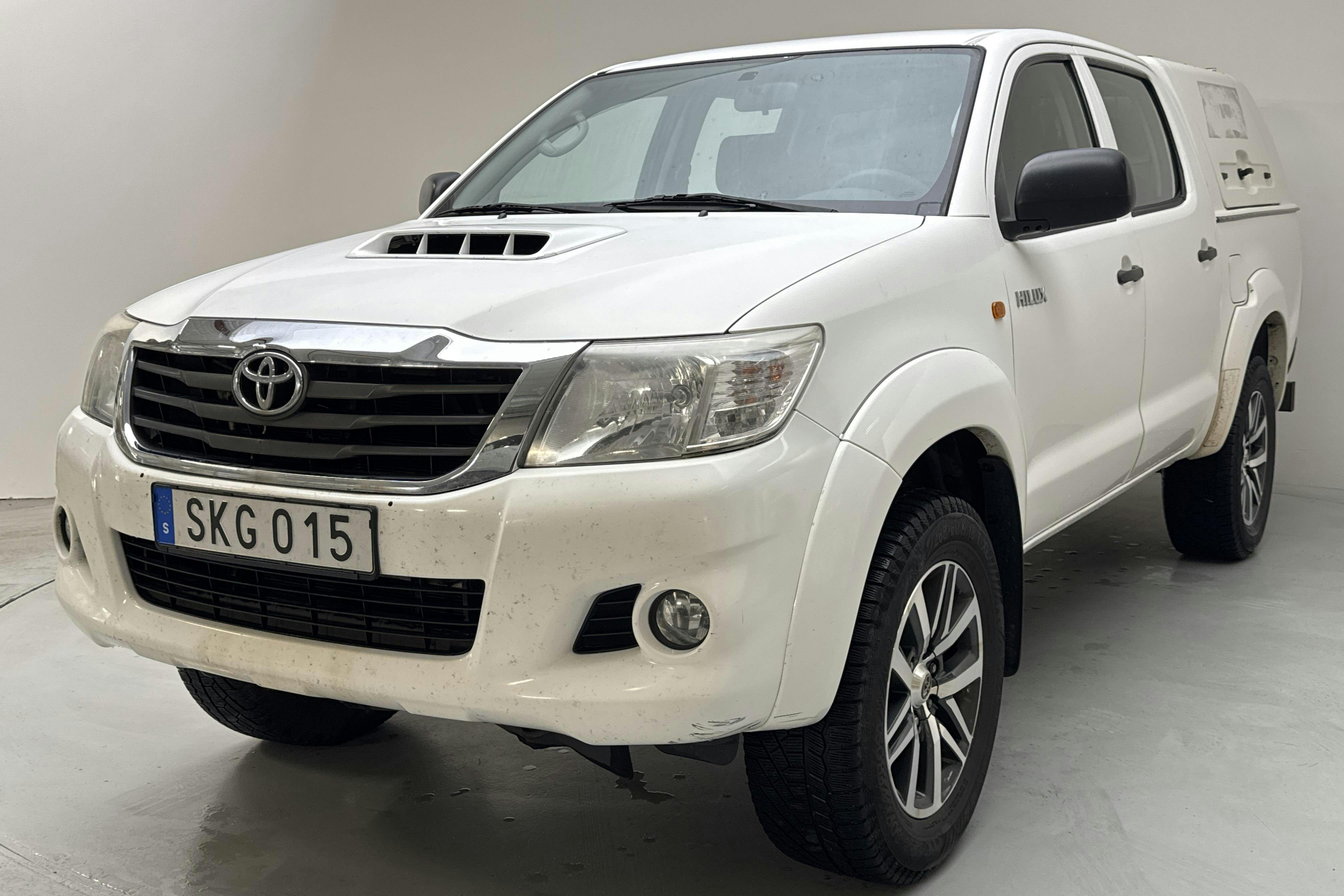 Esittelykuva 1 osoitteesta 11: Toyota Hilux 2.5 D-4D 4WD (144hk) - 187 060 km - Manuaalinen - valkoinen - 2015