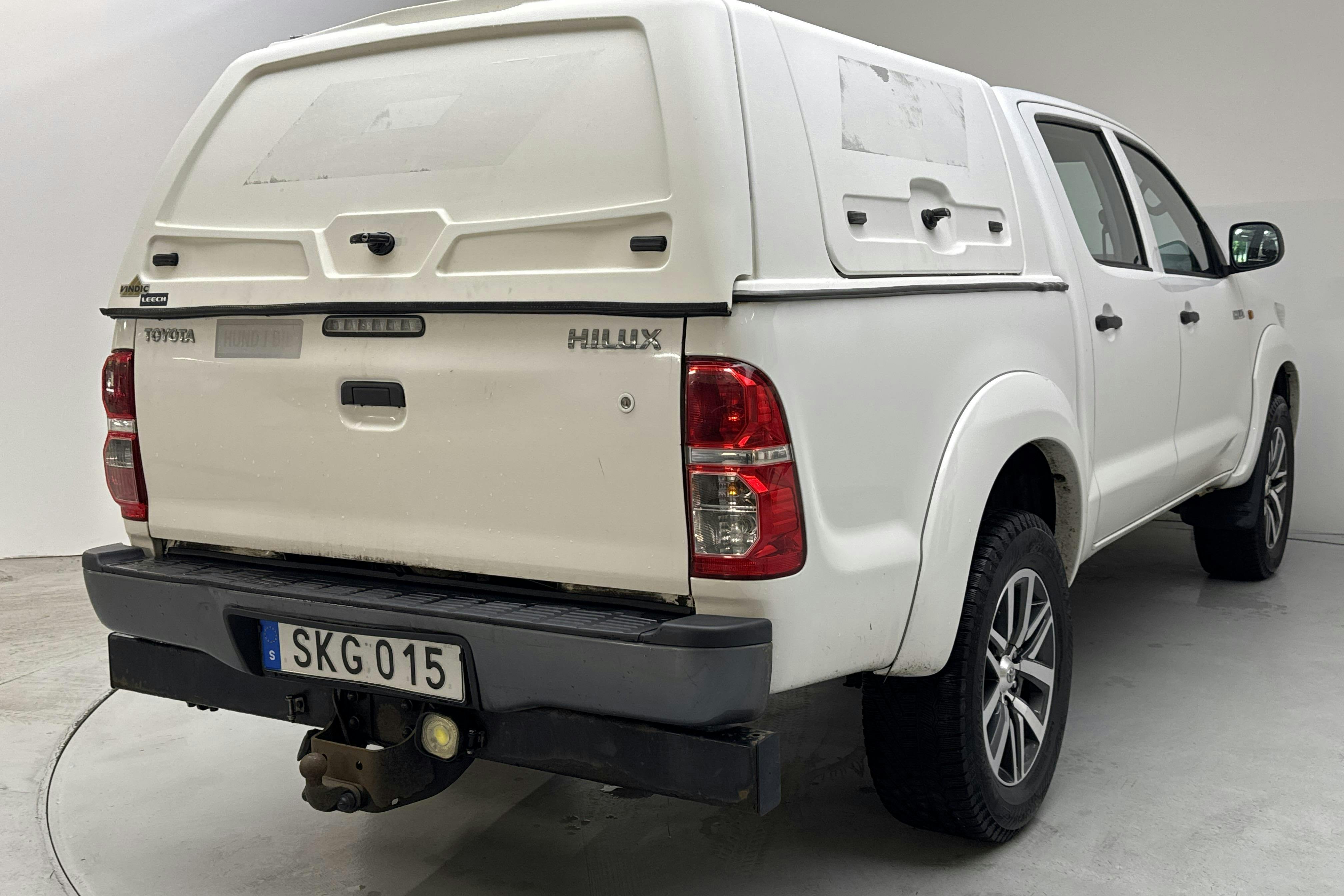 Toyota Hilux 2.5 D-4D 4WD (144hk) - 187 060 km - Manuaalinen - valkoinen - 2015