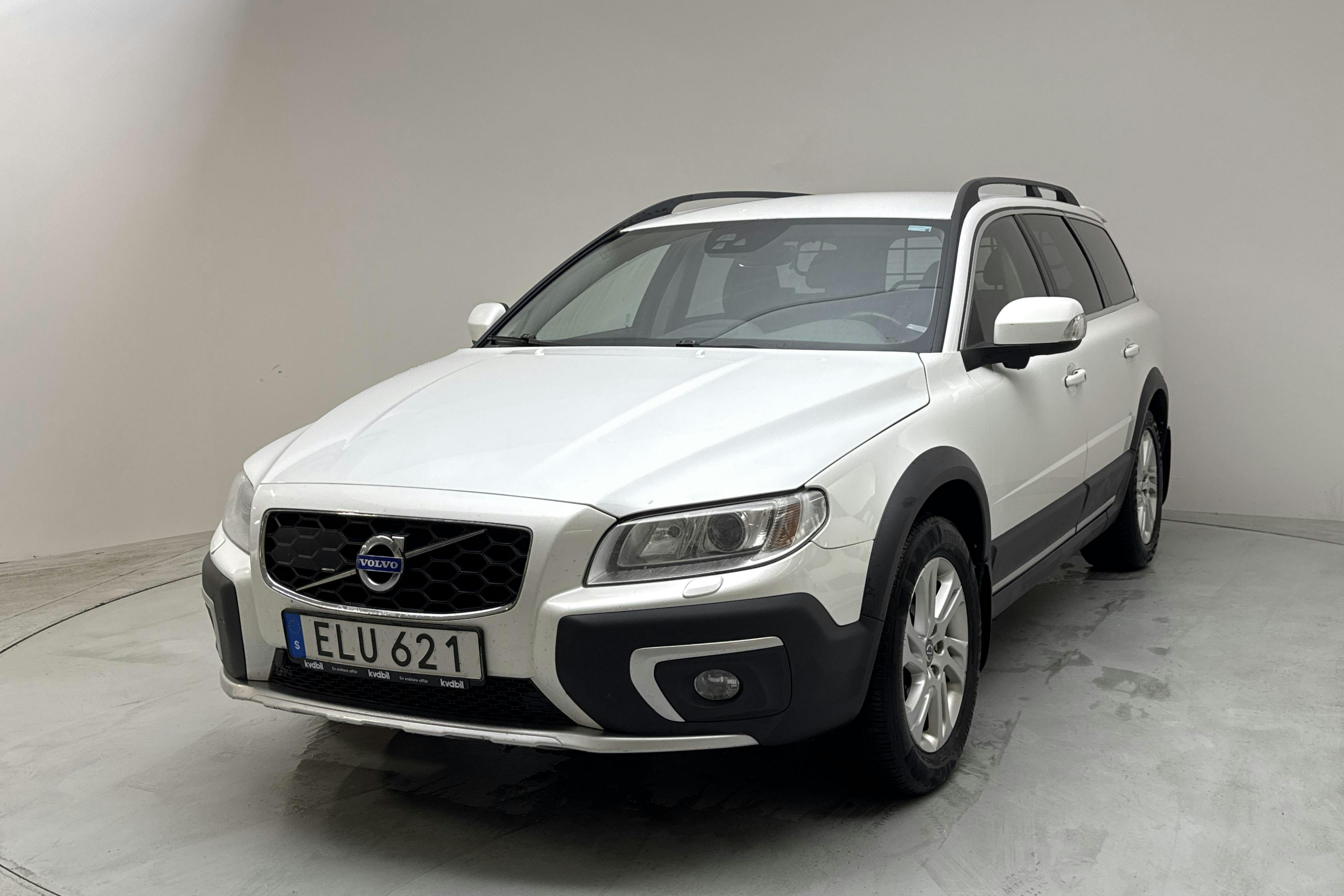 Volvo XC70 II D4 AWD (181hk) - 28 814 mil - Automat - vit - 2015