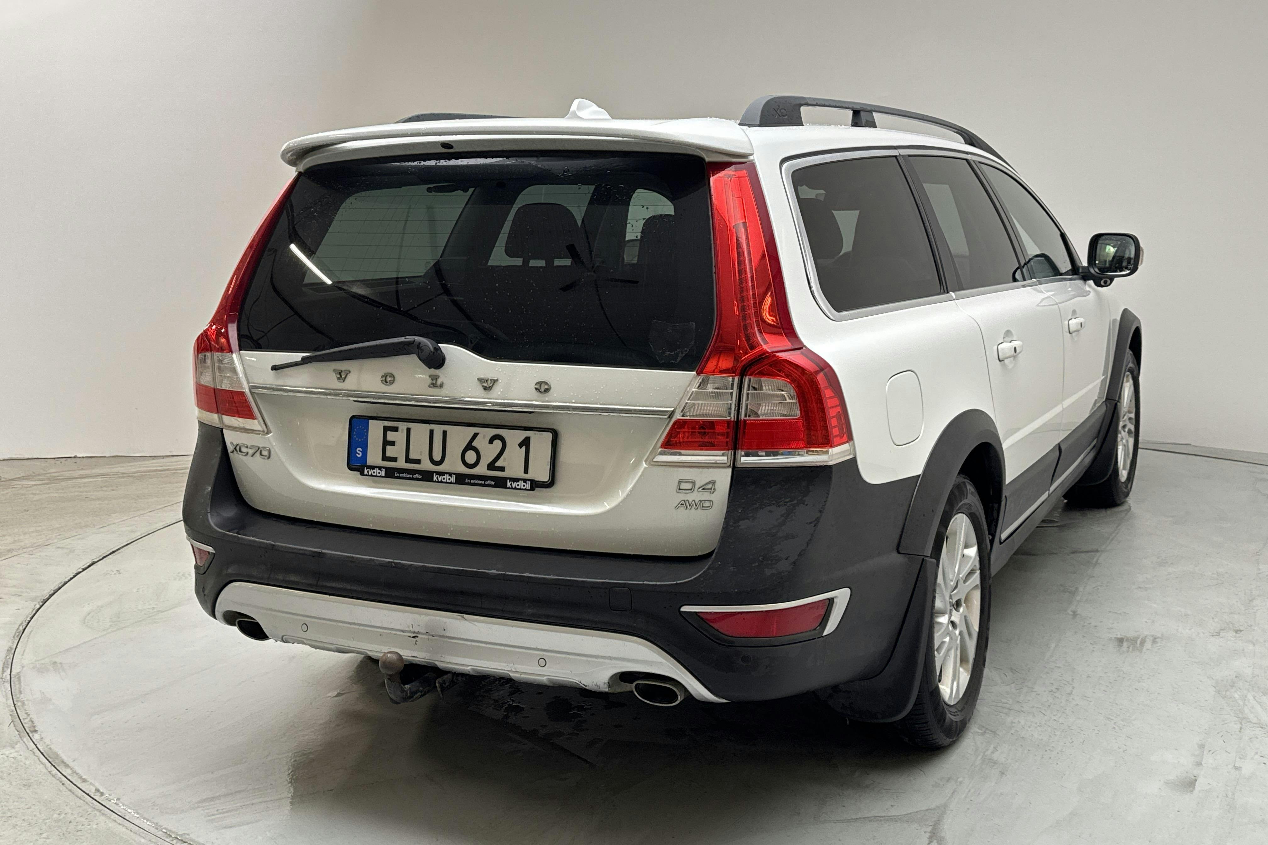 Volvo XC70 II D4 AWD (181hk) - 28 814 mil - Automat - vit - 2015