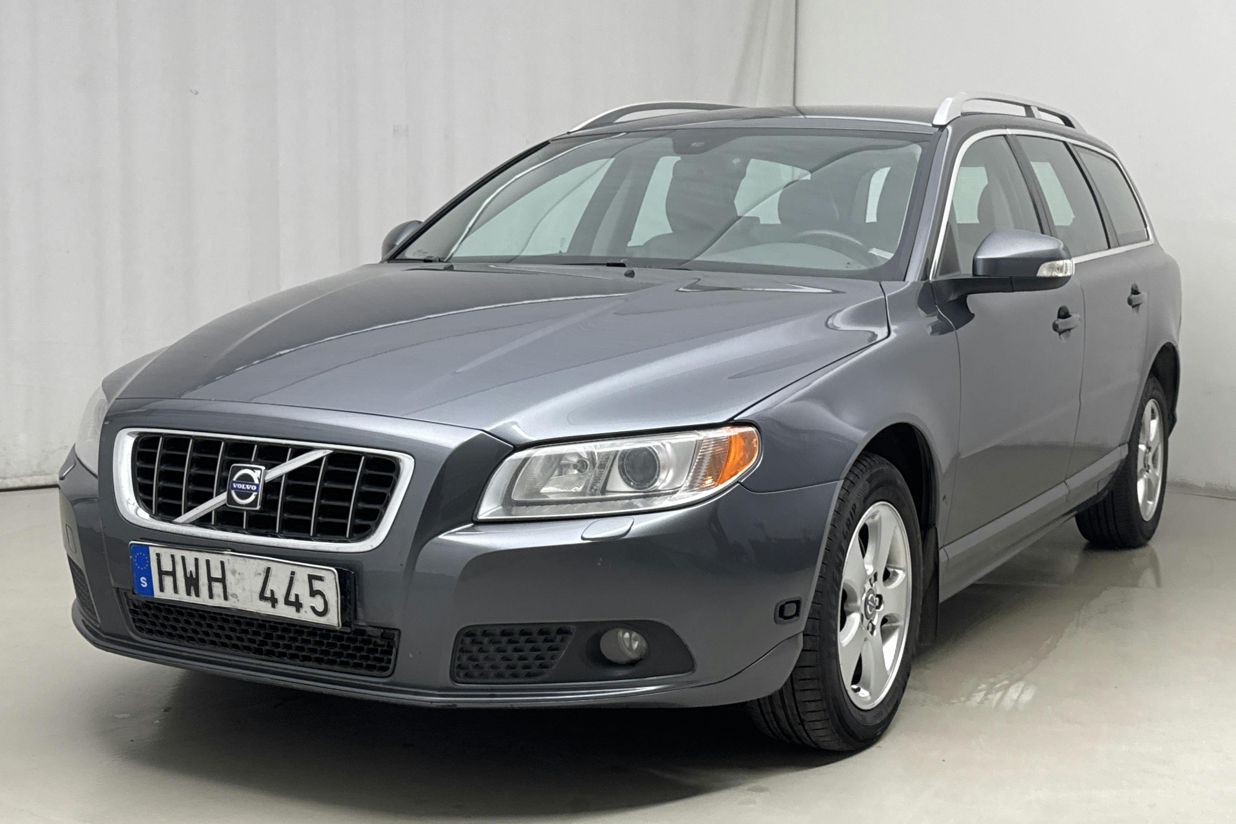 Volvo V70 II 2.5FT (200hk) - 25 129 mil - Automat - grå - 2009