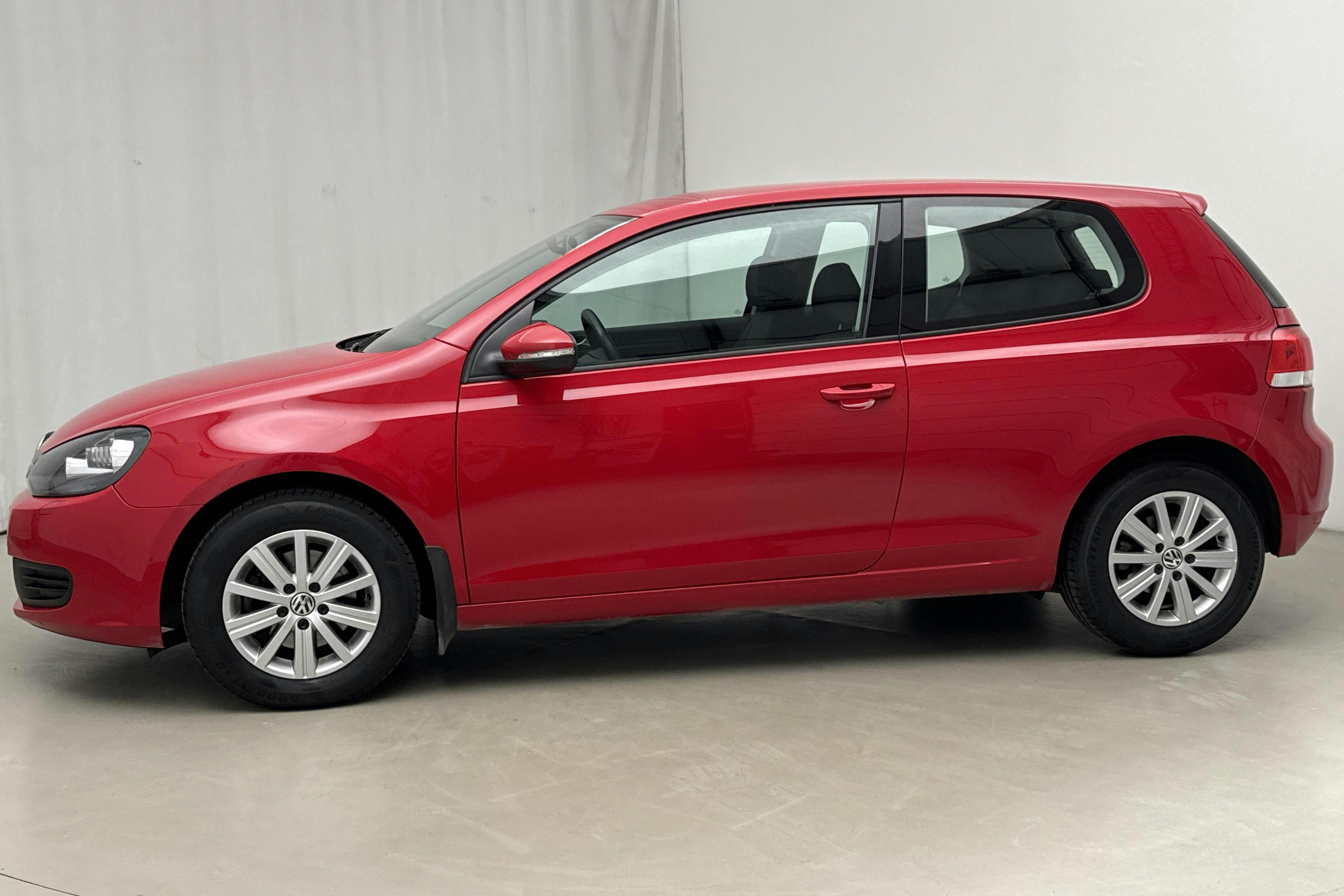 Presentationsfoto 2 av 13: VW Golf VI 1.4 TSI 5dr (122hk) - 4 463 mil - Manuell - röd - 2009
