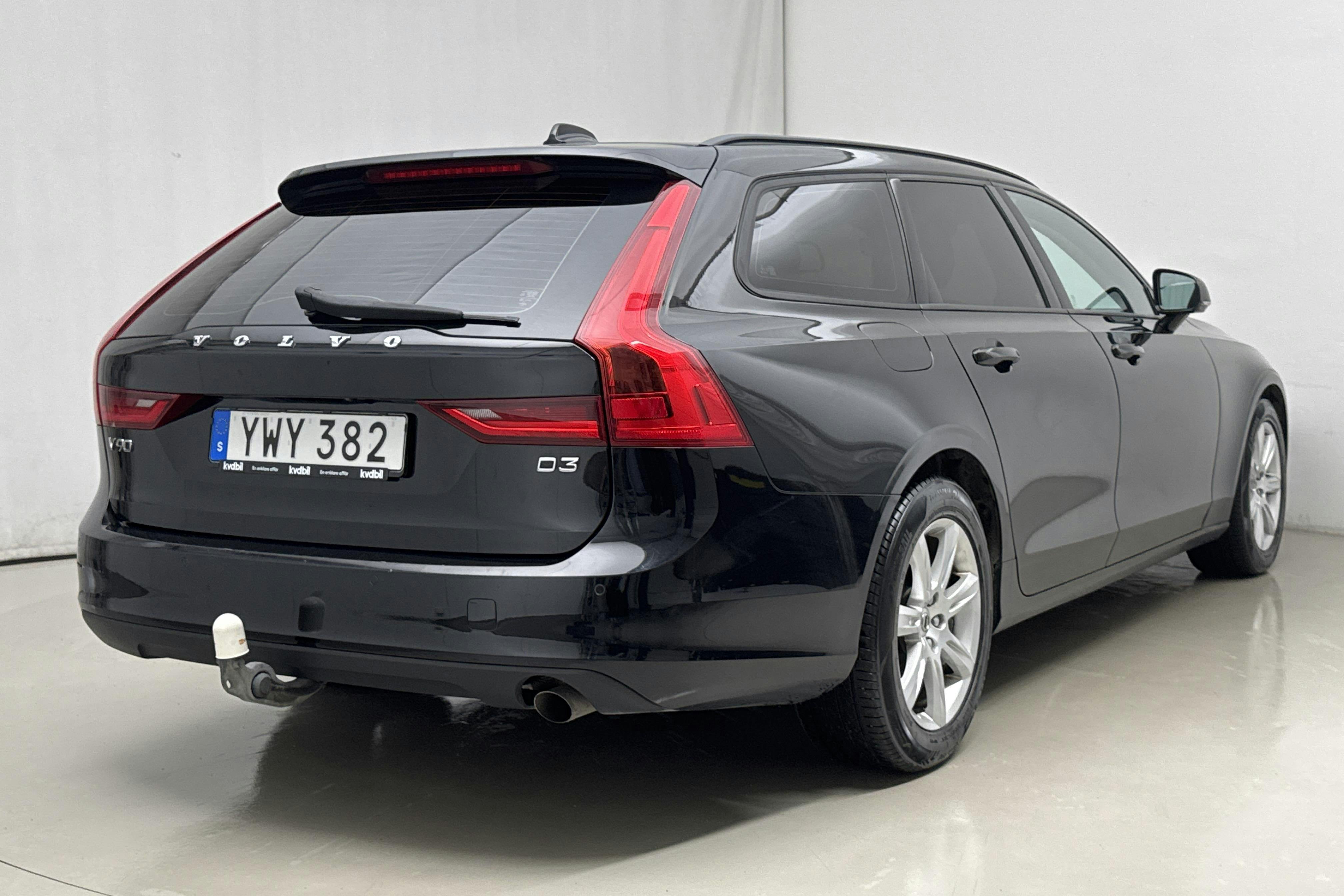 Volvo V90 D3 (150hk) - 172 270 km - Automatic - black - 2018