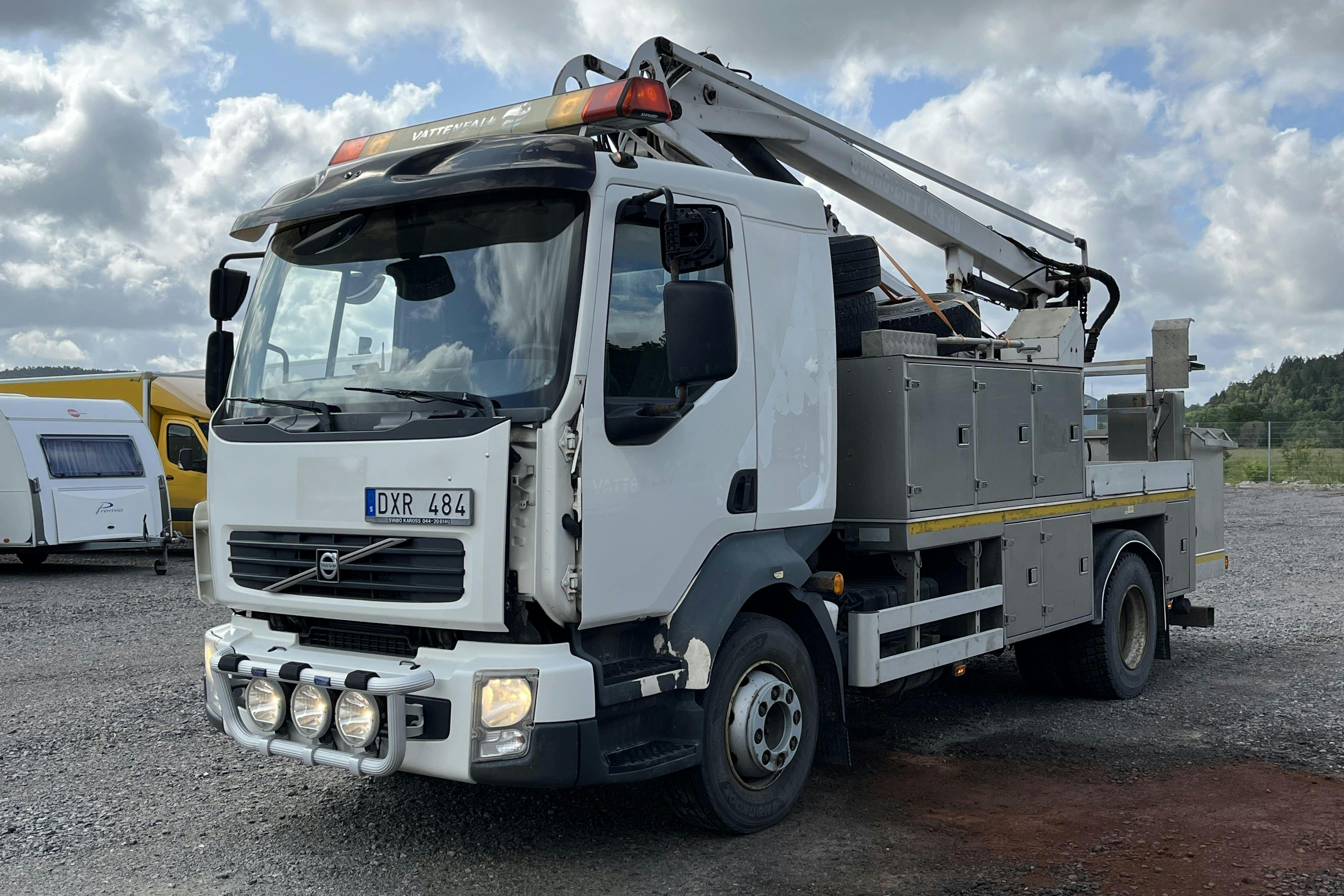 VOLVO FL290 - Skylift - 208 380 km - Automat - 2012