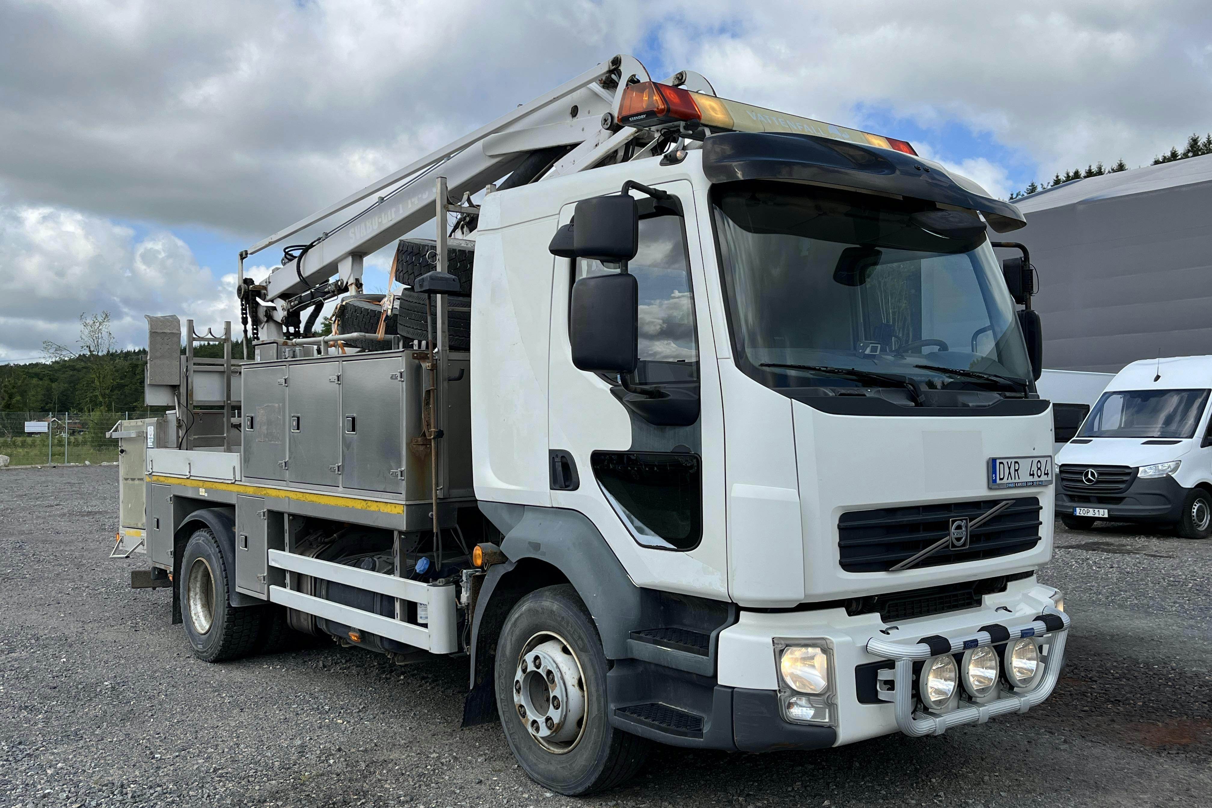 Presentationsfoto 2 av 93: VOLVO FL290 - Skylift - 208 380 km - Automat - 2012