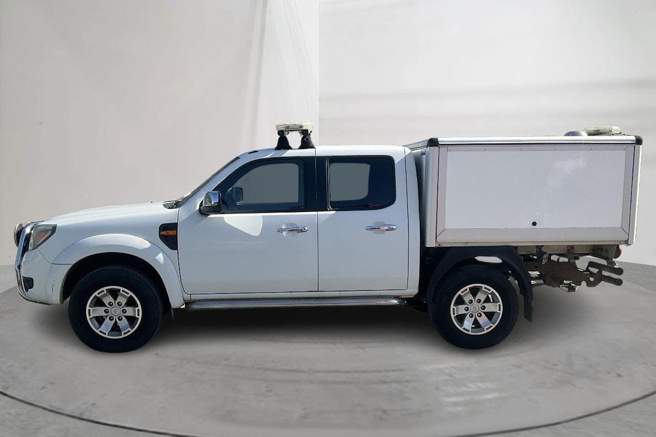 Esitlusfoto 2 aadressil 13: Ford Ranger 2.5 TDCi 4WD (143hk) - 202 440 km - Automaatne - valge - 2011