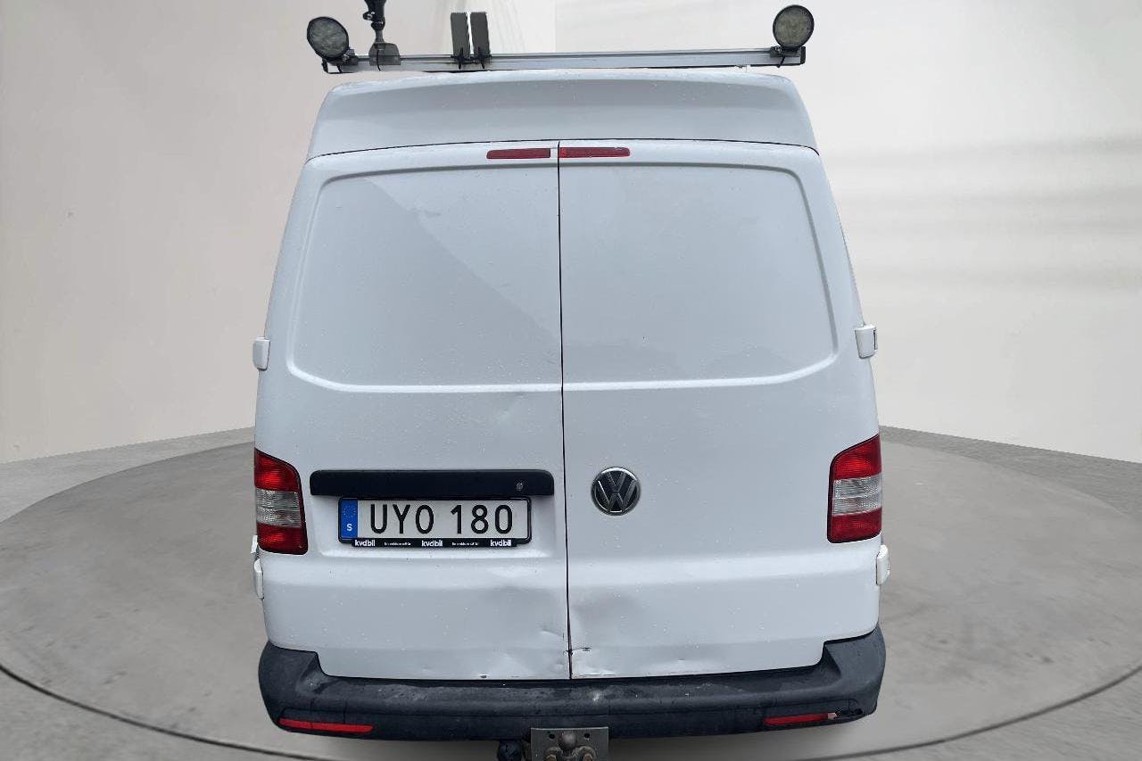 VW Transporter T5 2.0 TDI 4MOTION (140hk) - 256 370 km - Käsitsi - valge - 2015