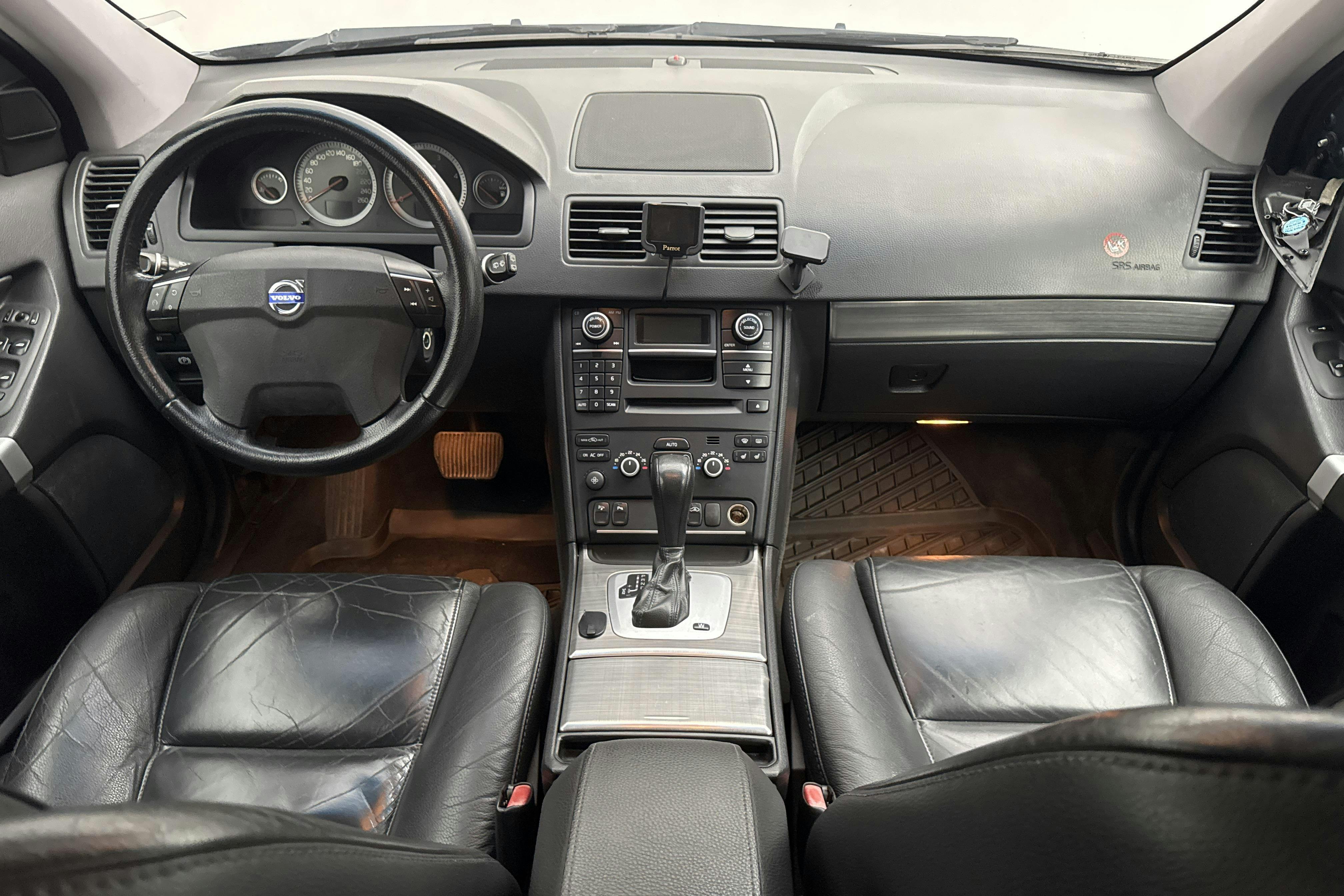 Volvo XC90 D5 (185hk) - 261 660 km - Automaatne - sinine - 2007