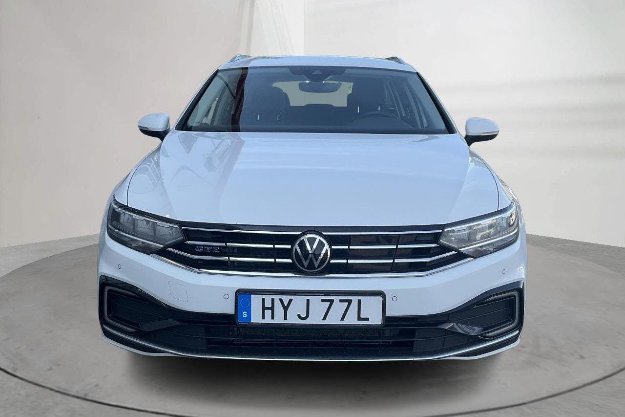 VW Passat 1.4 GTE Sportscombi (218hk) - 149 700 km - Automaatne - valge - 2022