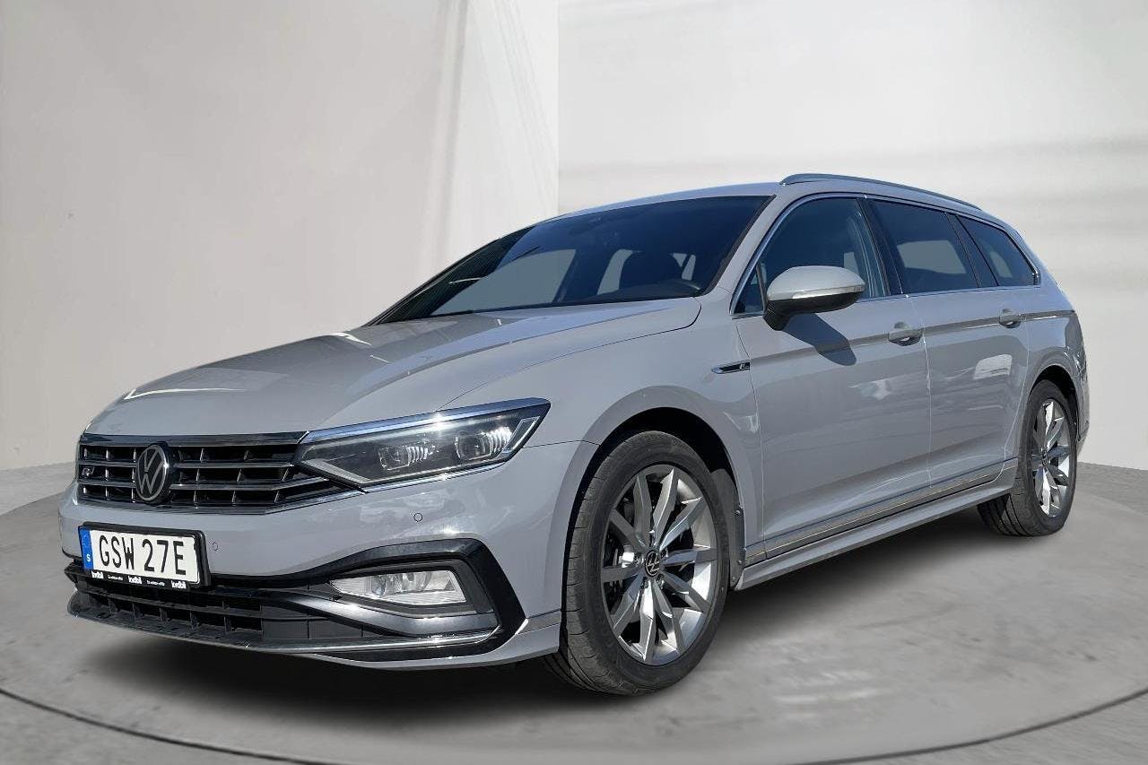 VW Passat 2.0 TDI Sportscombi 4Motion (200hk) - 9 279 mil - Automat - grå - 2022