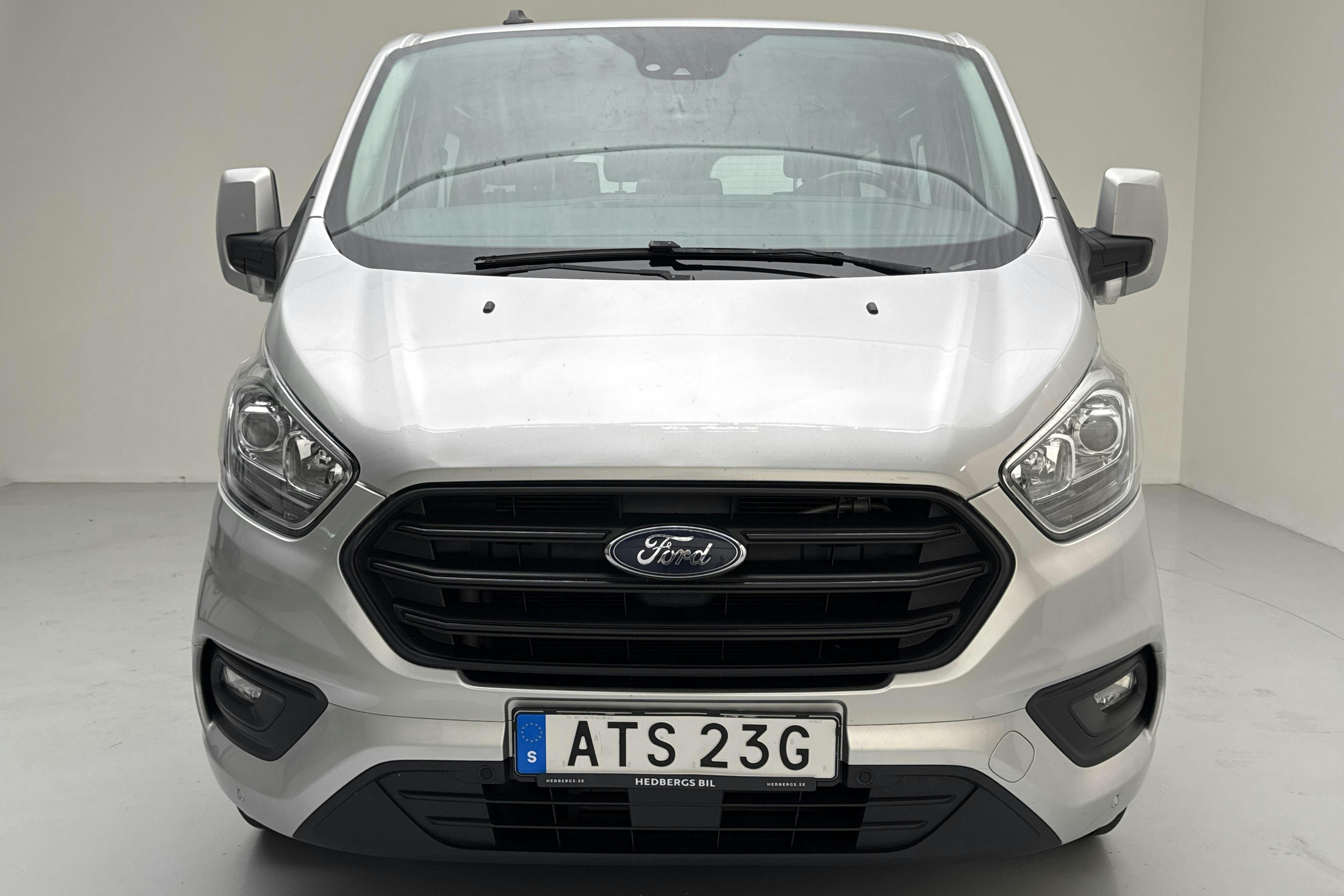 Ford Transit Kombi 330 (130hk) - 18 289 mil - Automat - grå - 2019
