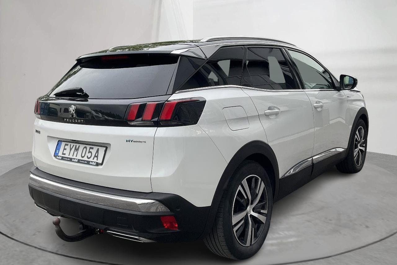 Peugeot 3008 1.6 Plug-in Hybrid 4 (300hk) - 14 236 mil - Automat - vit - 2020