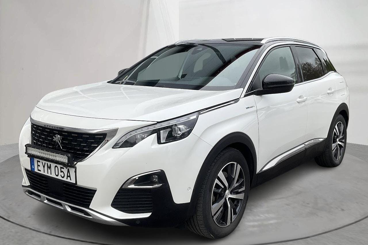 Peugeot 3008 1.6 Plug-in Hybrid 4 (300hk) - 14 236 mil - Automat - vit - 2020