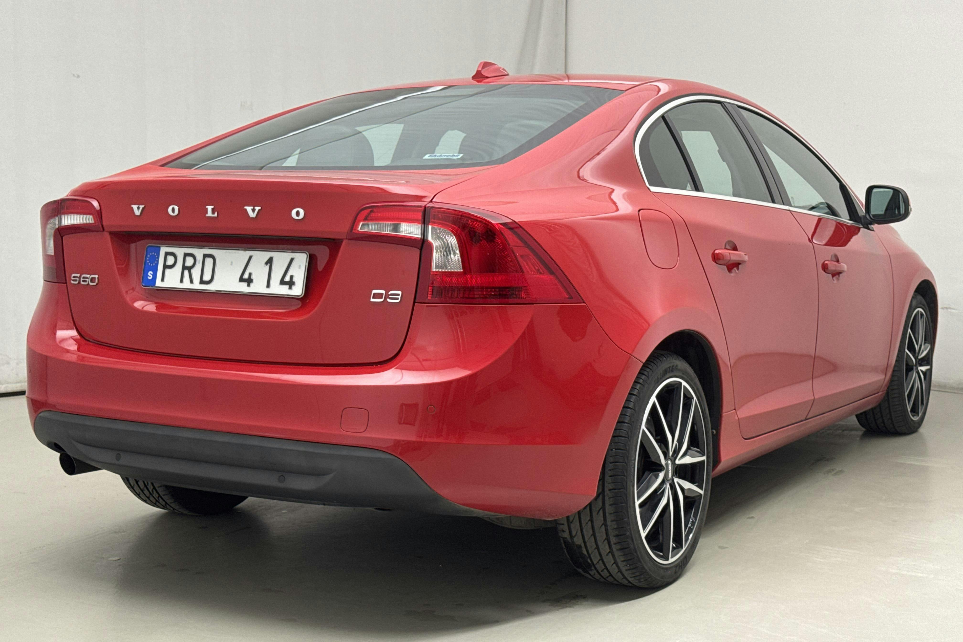 Volvo S60 D3 (163hk) - 27 984 mil - Automat - röd - 2011