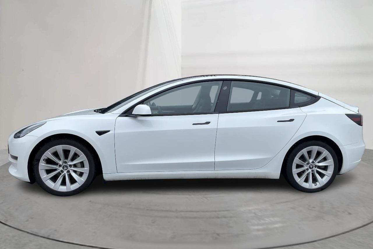 Presentation photo 2 of 24: Tesla Model 3 Long Range Dual Motor AWD - 89 160 km - Automatic - white - 2021