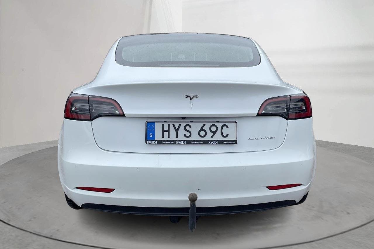 Tesla Model 3 Long Range Dual Motor AWD - 89 160 km - Automatic - white - 2021