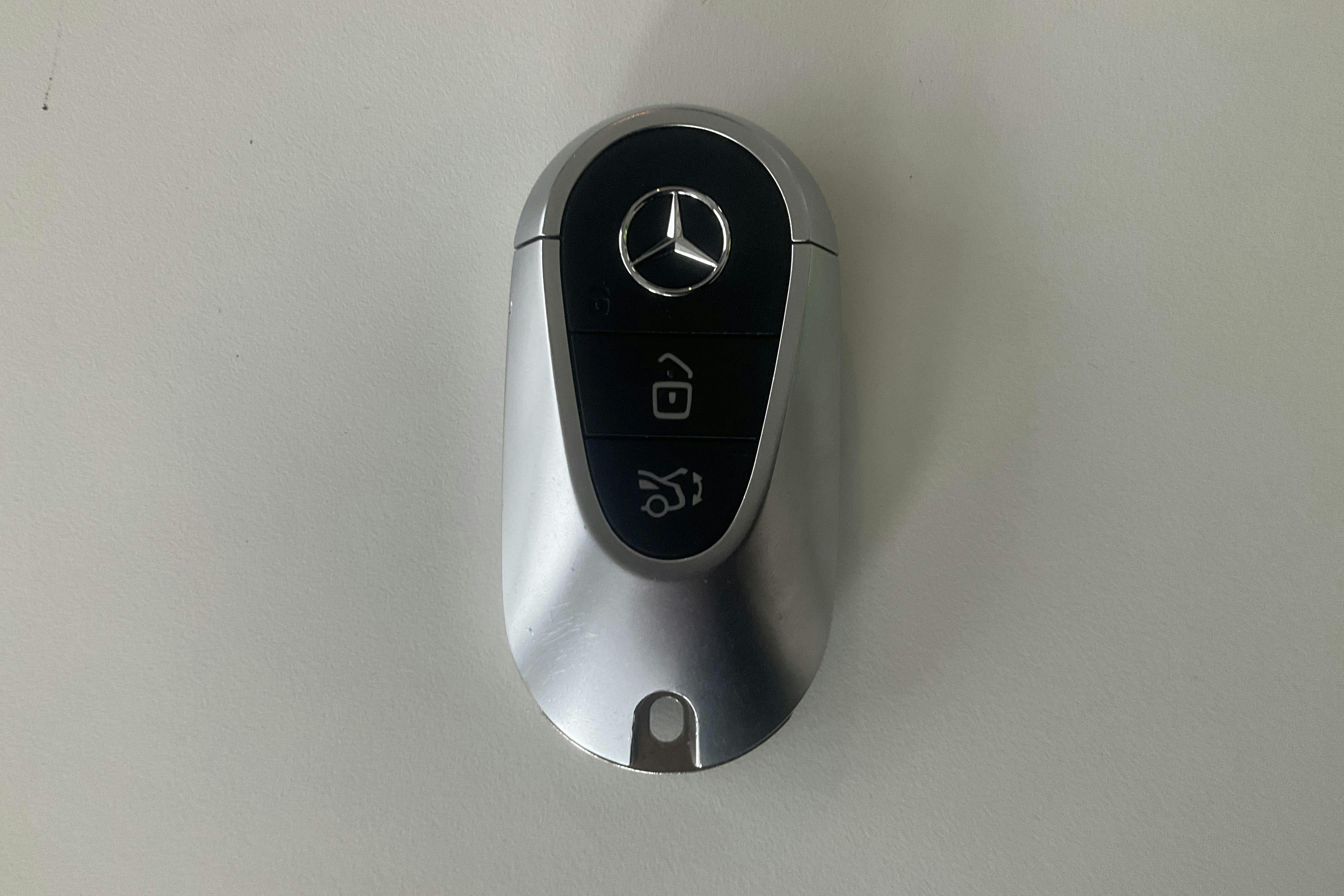 Presentation photo 18 of 18: Mercedes EQE 350+ V295 (292hk) - 256 410 km - Automatic - black - 2022