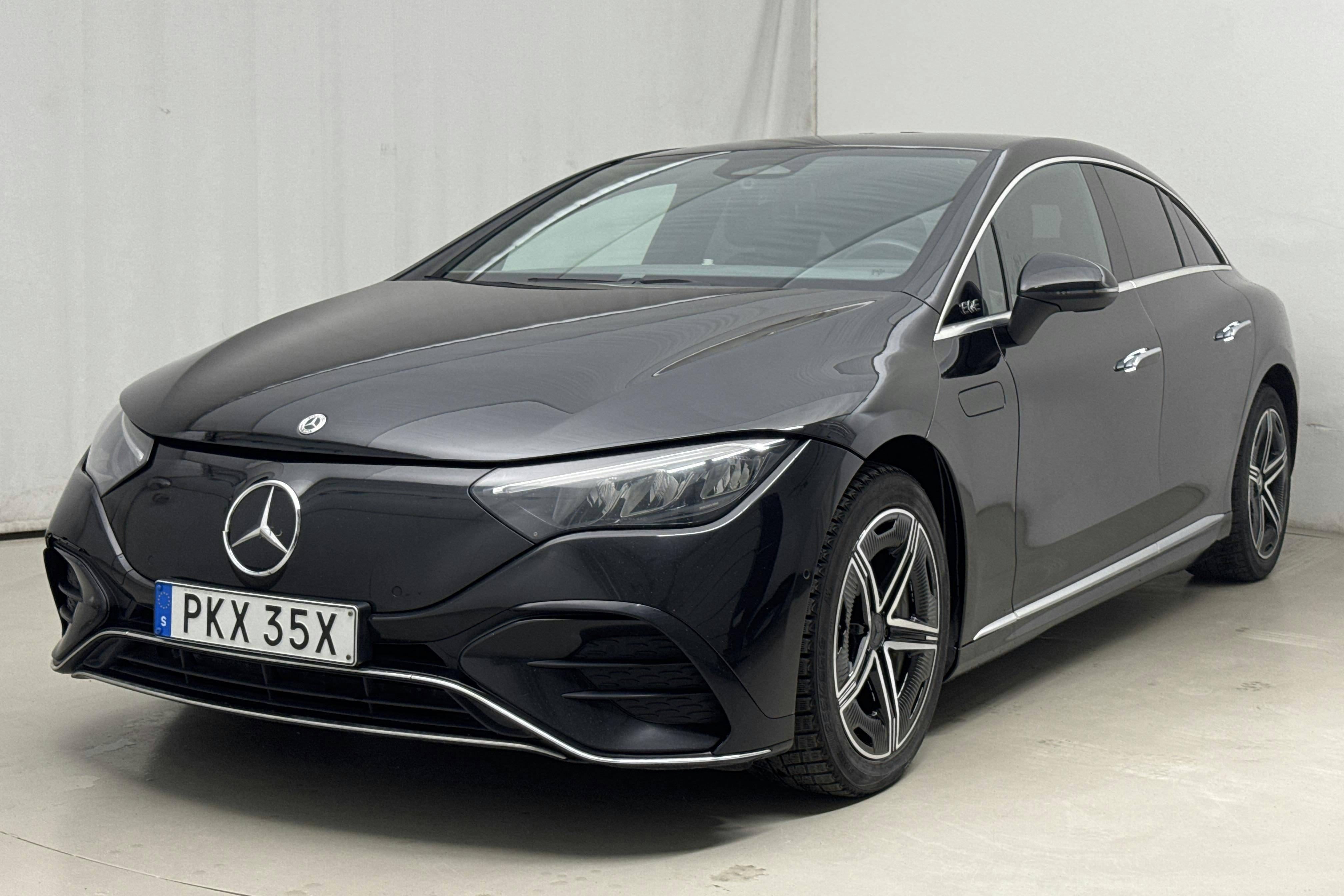 Presentation photo 1 of 18: Mercedes EQE 350+ V295 (292hk) - 256 410 km - Automatic - black - 2022