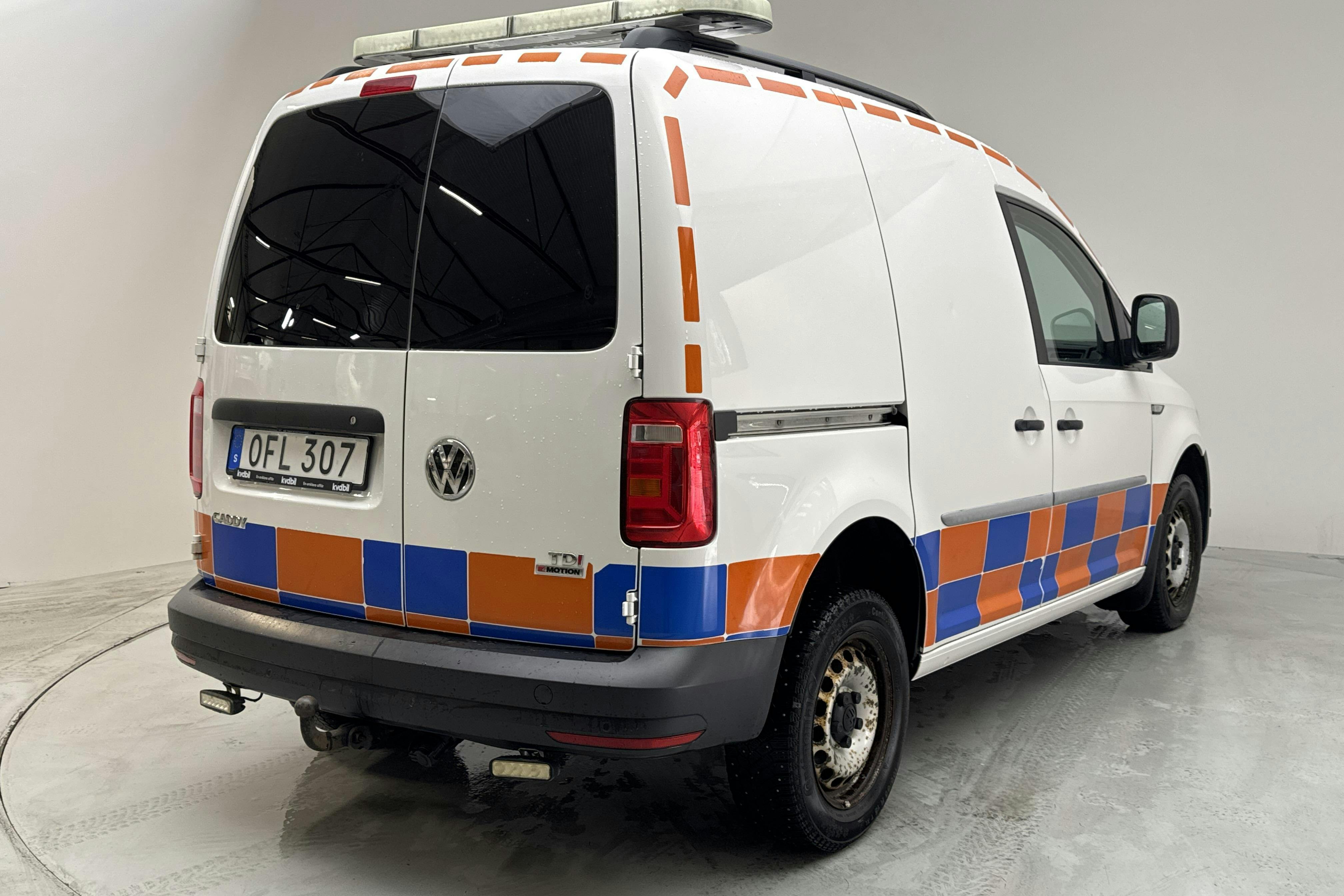VW Caddy 2.0 TDI Skåp 4MOTION (122hk) - 202 080 km - Manual - white - 2017