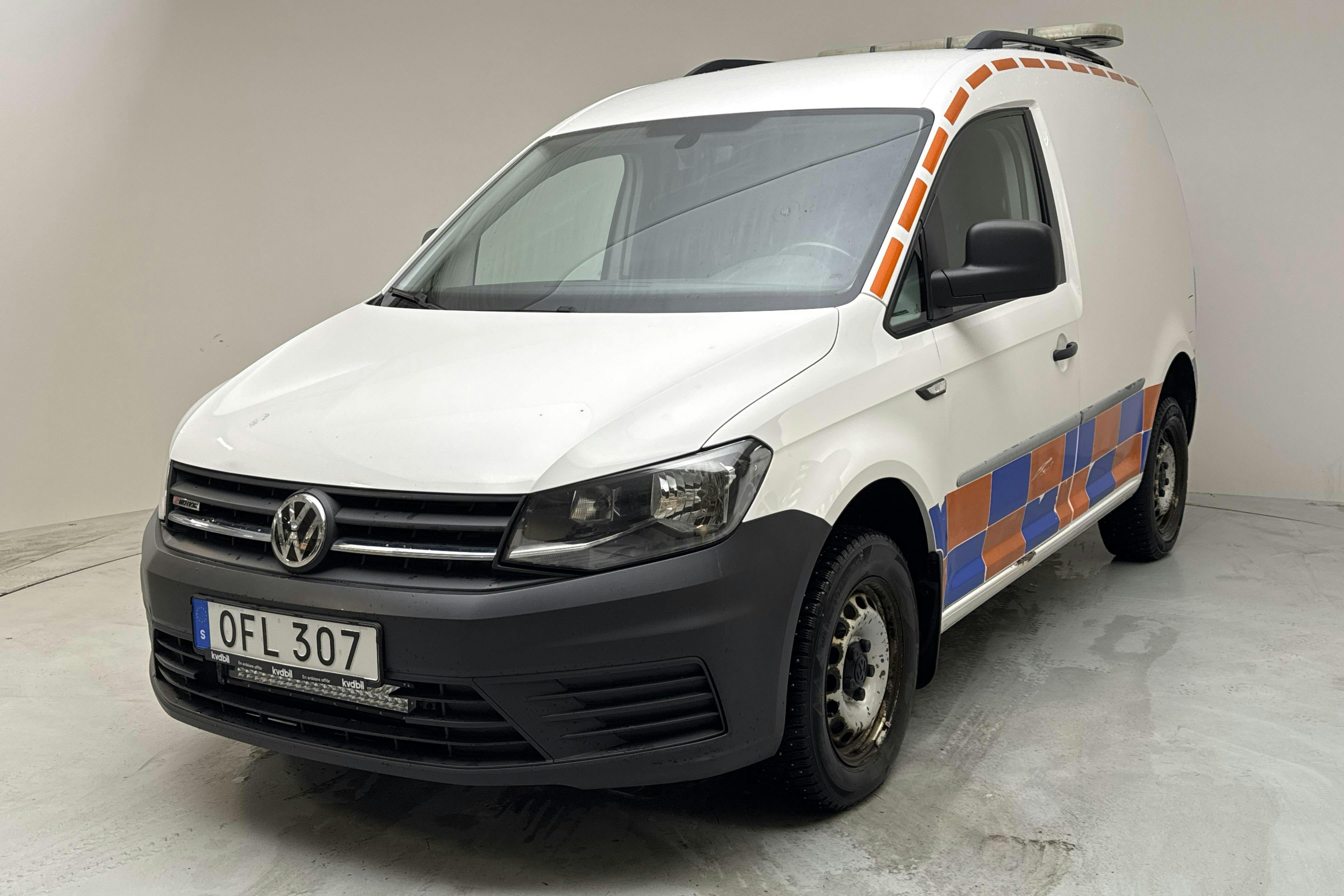 Presentation photo 1 of 13: VW Caddy 2.0 TDI Skåp 4MOTION (122hk) - 202 080 km - Manual - white - 2017