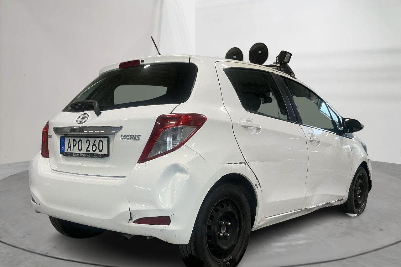 Toyota Yaris 1.33 5dr (100hk) - 121 980 km - Automaatne - valge - 2014