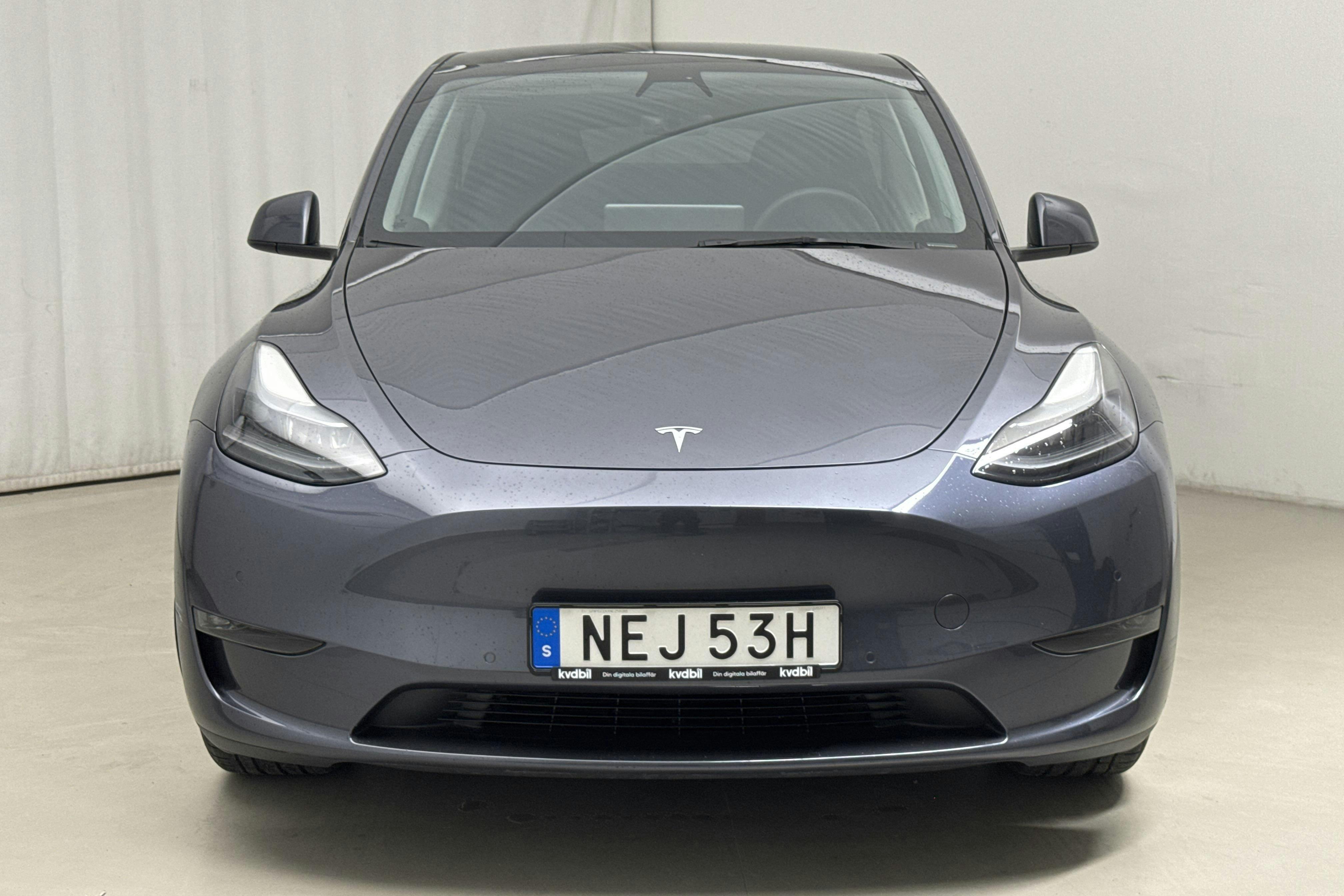 Tesla Model Y Long Range Dual Motor AWD - 16 740 km - Automatic - gray - 2022