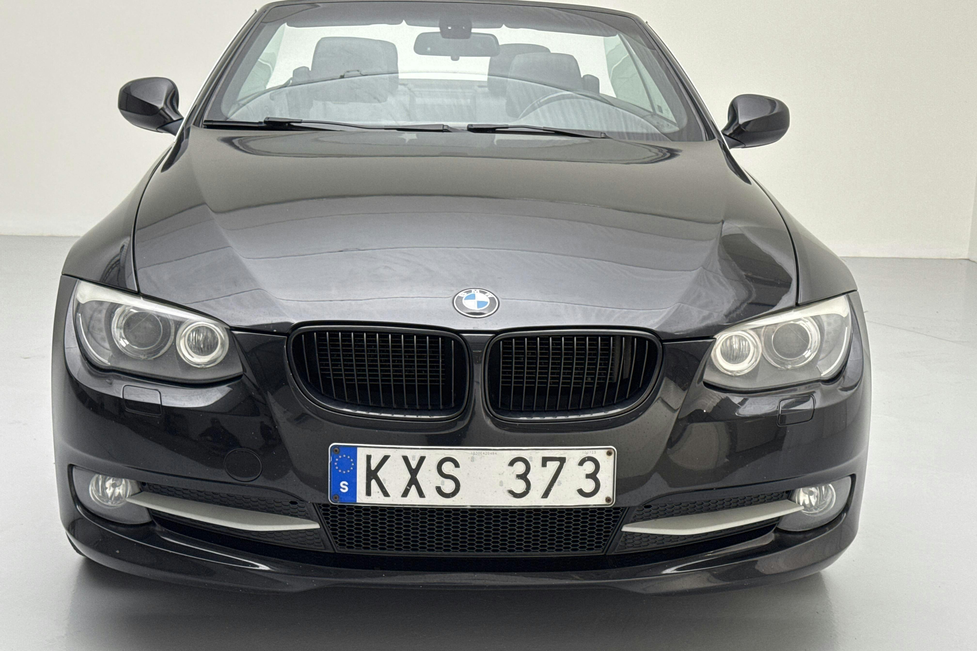 BMW 320i Cabriolet, E93 (170hk) - 194 480 km - Manual - black - 2010