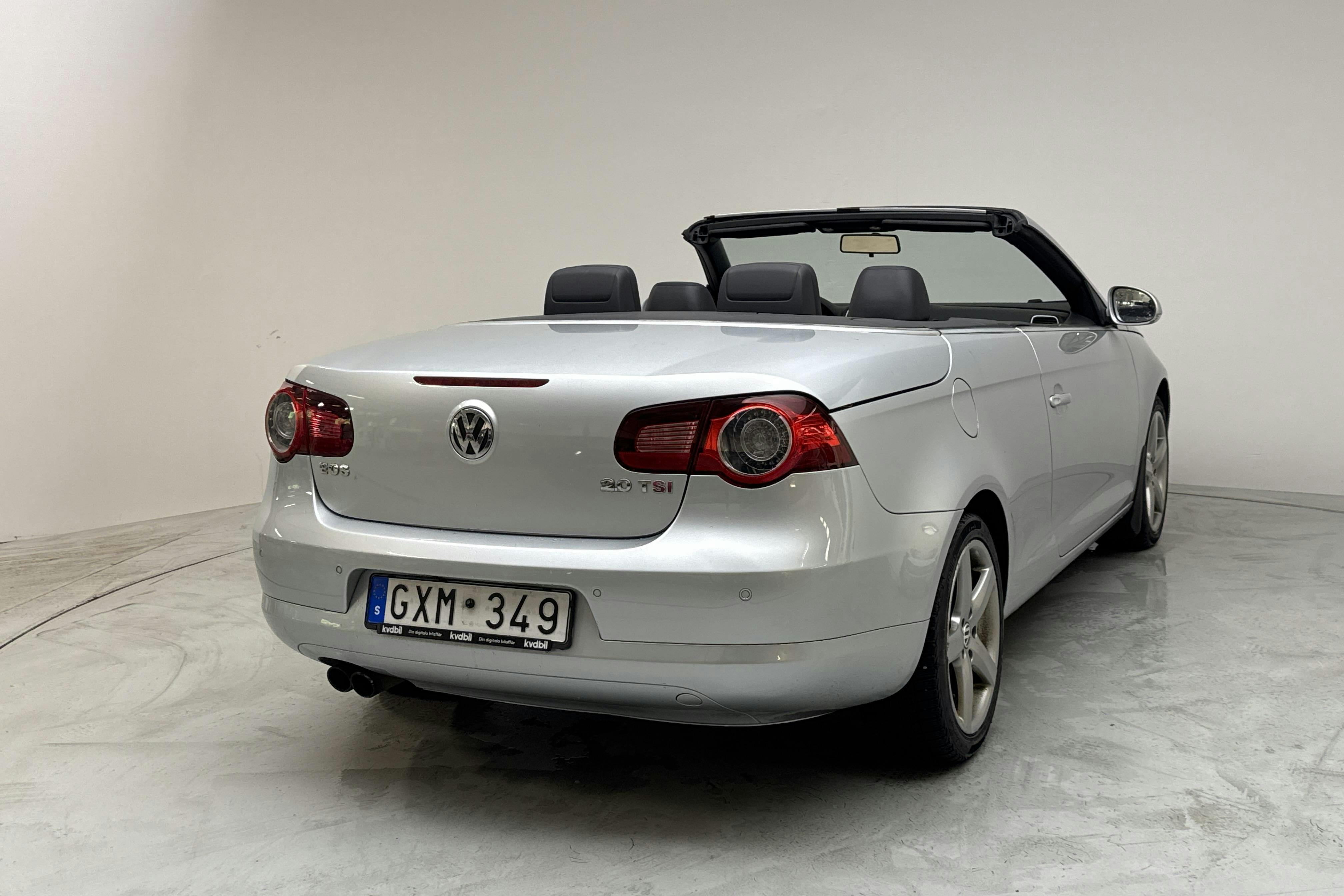 VW Eos 2.0 TFSI Cabriolet (200hk) - 16 248 mil - Automat - silver - 2008