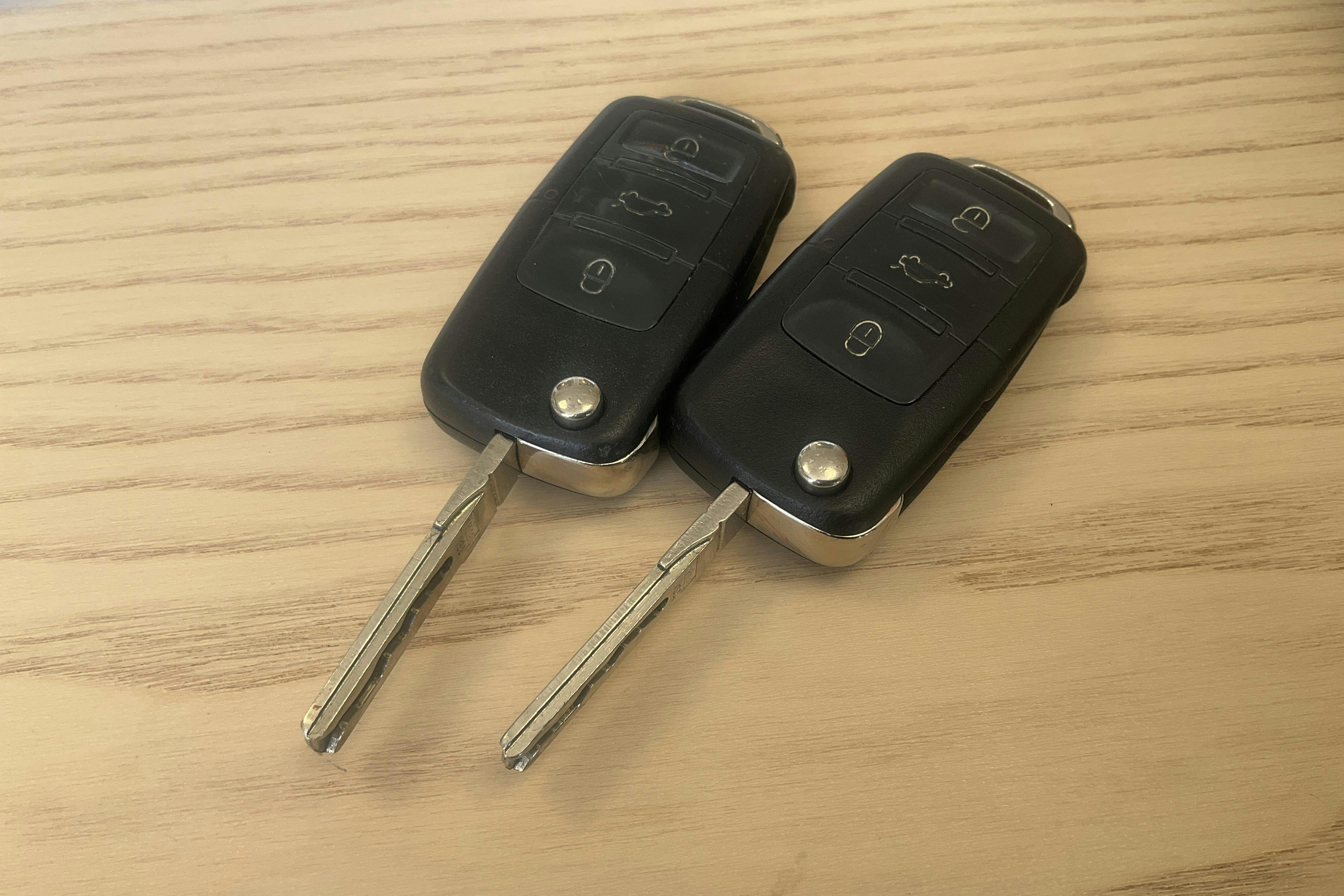 Presentationsfoto 19 av 19: VW Eos 2.0 TFSI Cabriolet (200hk) - 16 248 mil - Automat - silver - 2008