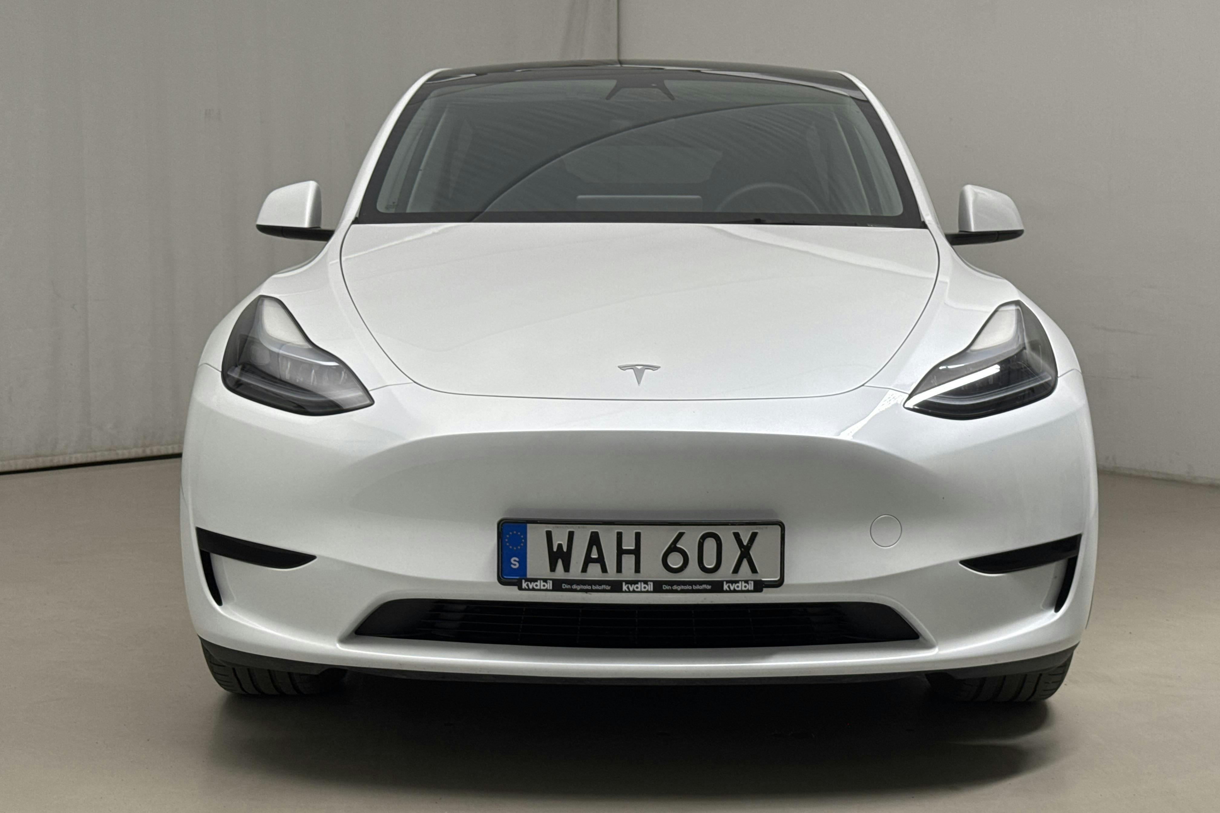 Tesla Model Y RWD - 52 890 km - Automaatne - valge - 2023
