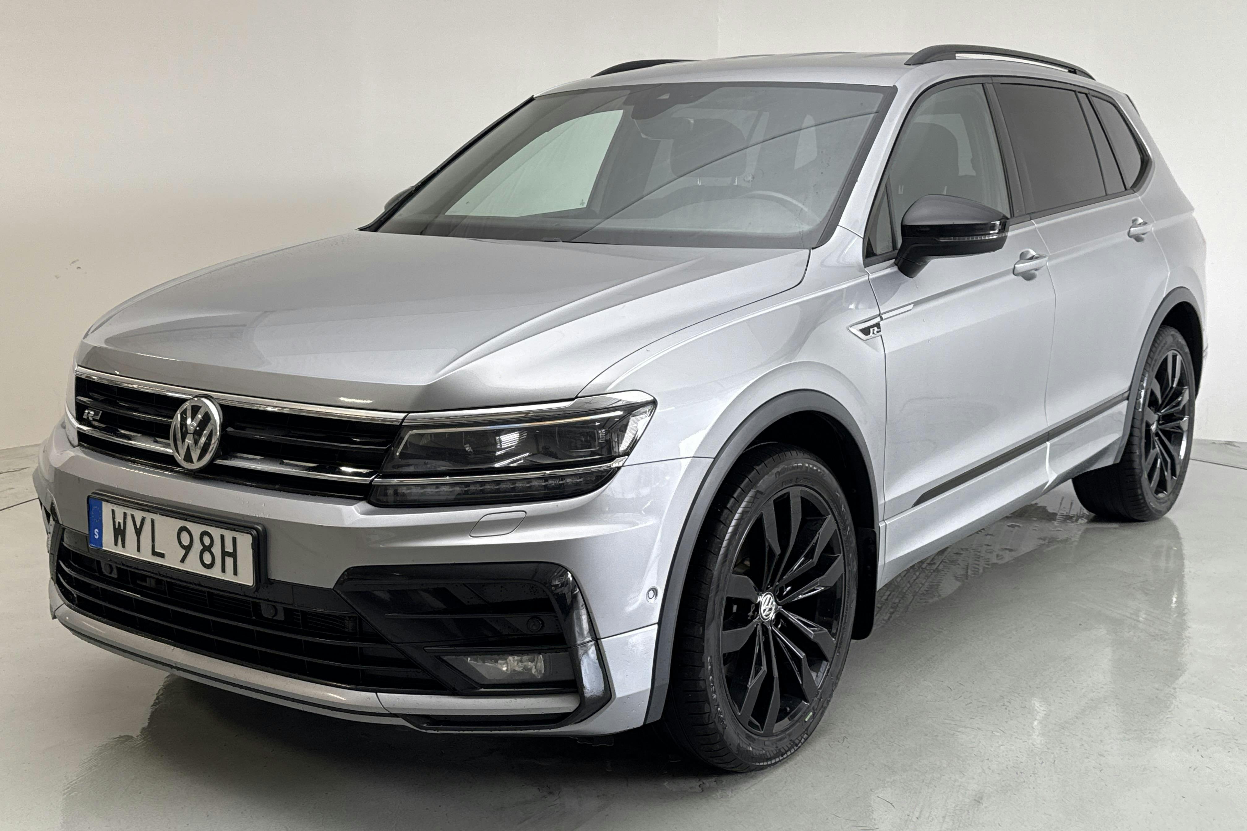 VW Tiguan Allspace 2.0 TDI 4MOTION (200hk) - 20 886 mil - Automat - silver - 2021