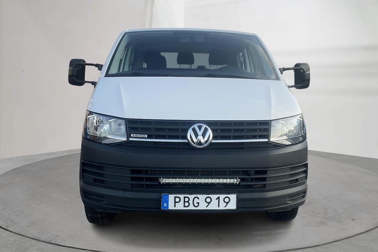 VW Transporter T6 2.0 TDI BMT 4MOTION (150hk) - 211 900 km - Käsitsi - valge - 2017