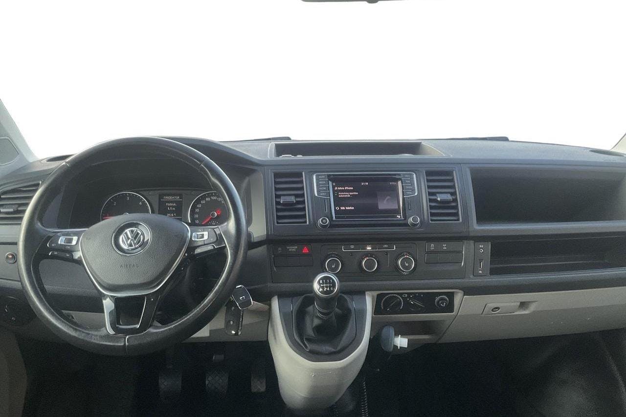 VW Transporter T6 2.0 TDI BMT 4MOTION (150hk) - 211 900 km - Käsitsi - valge - 2017