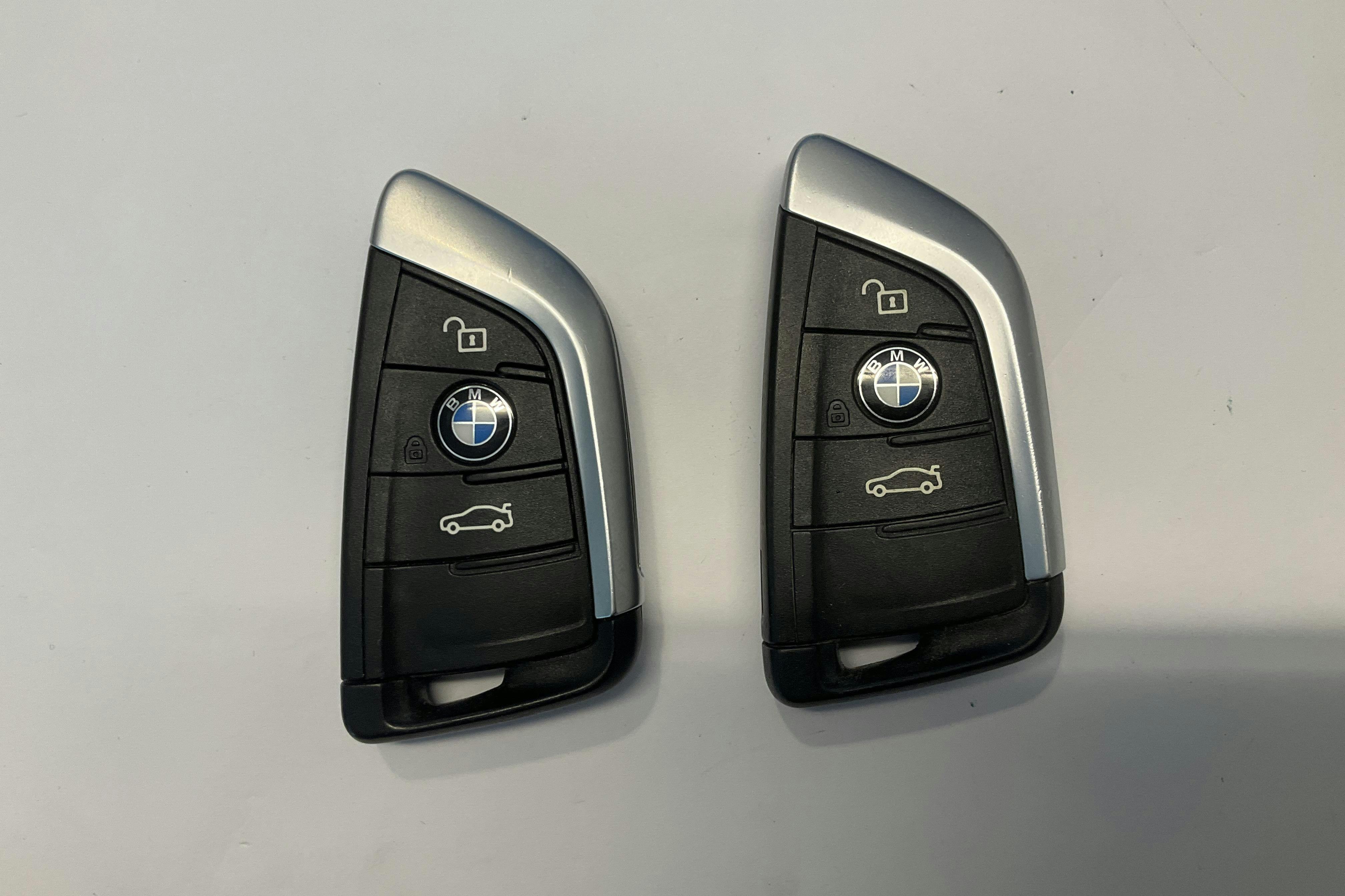 Presentationsfoto 16 av 16: BMW X1 xDrive25e 9,7 kWh LCI, F48 (220hk) - 4 265 mil - Automat - blå - 2021