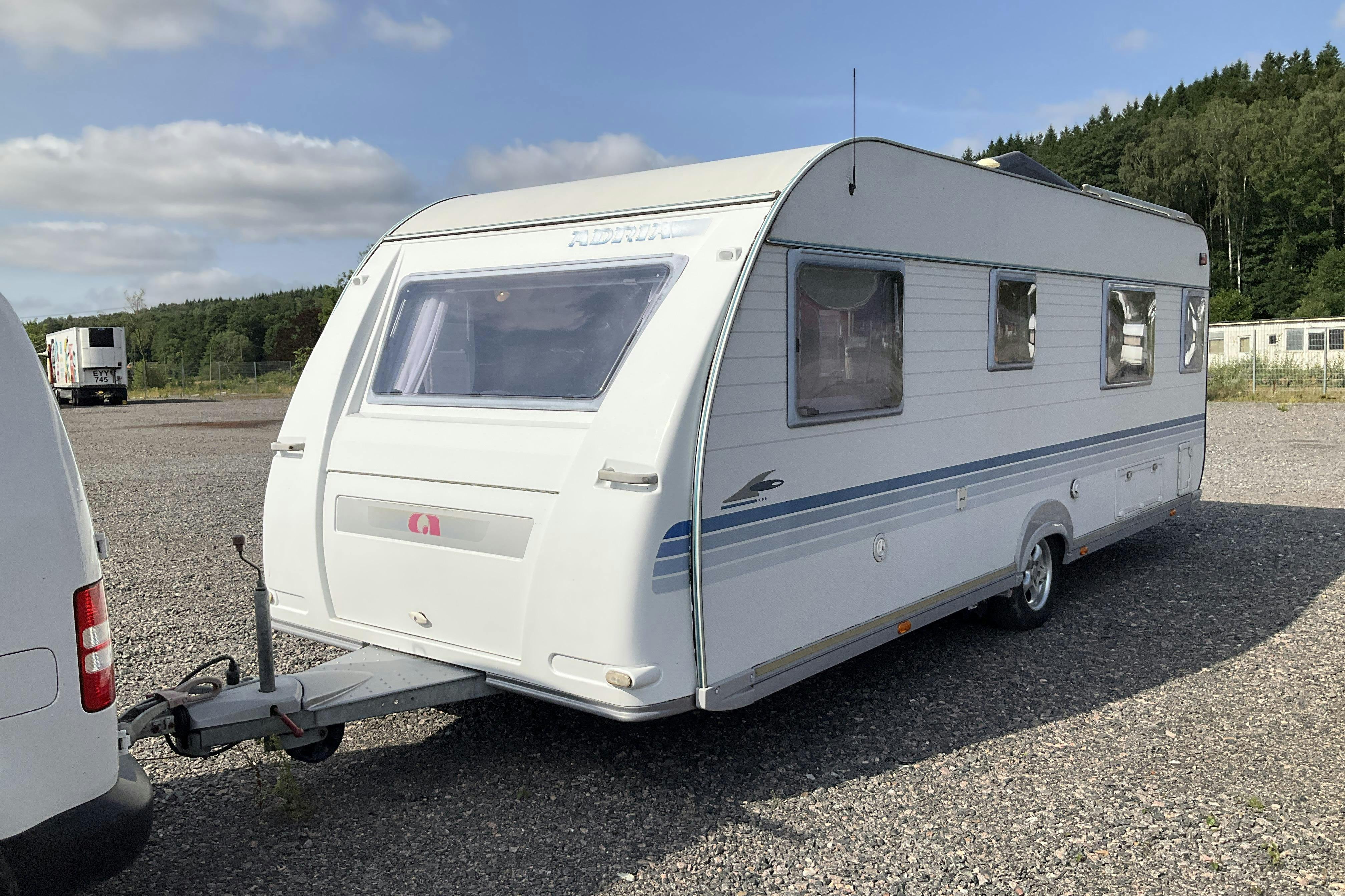 ADRIA CLASSICA 613 UT Husvagn med mover - 0 km - vit - 2006