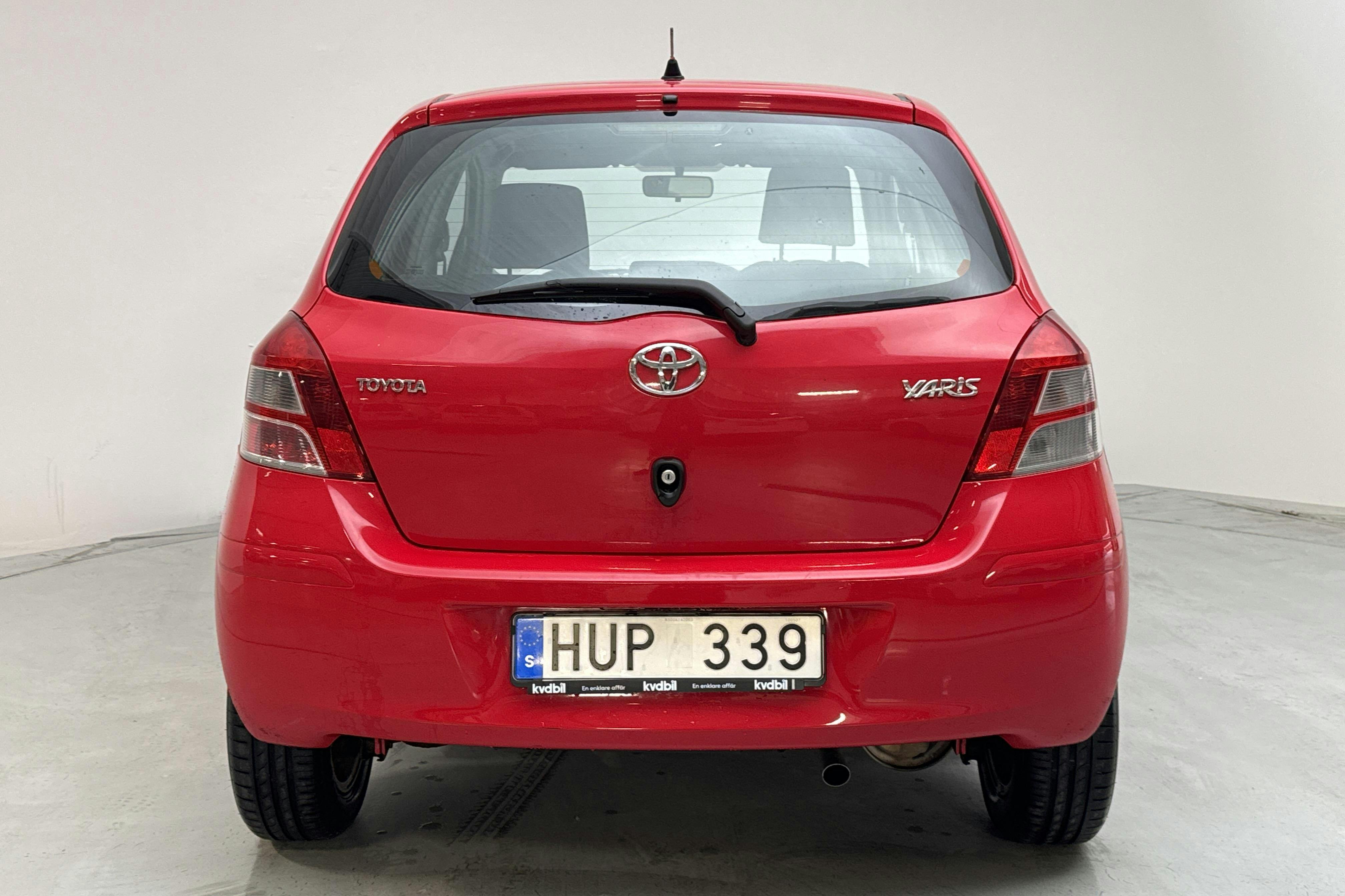 Toyota Yaris 1.33 5dr (100hk) - 135 850 km - Käsitsi - punane - 2010