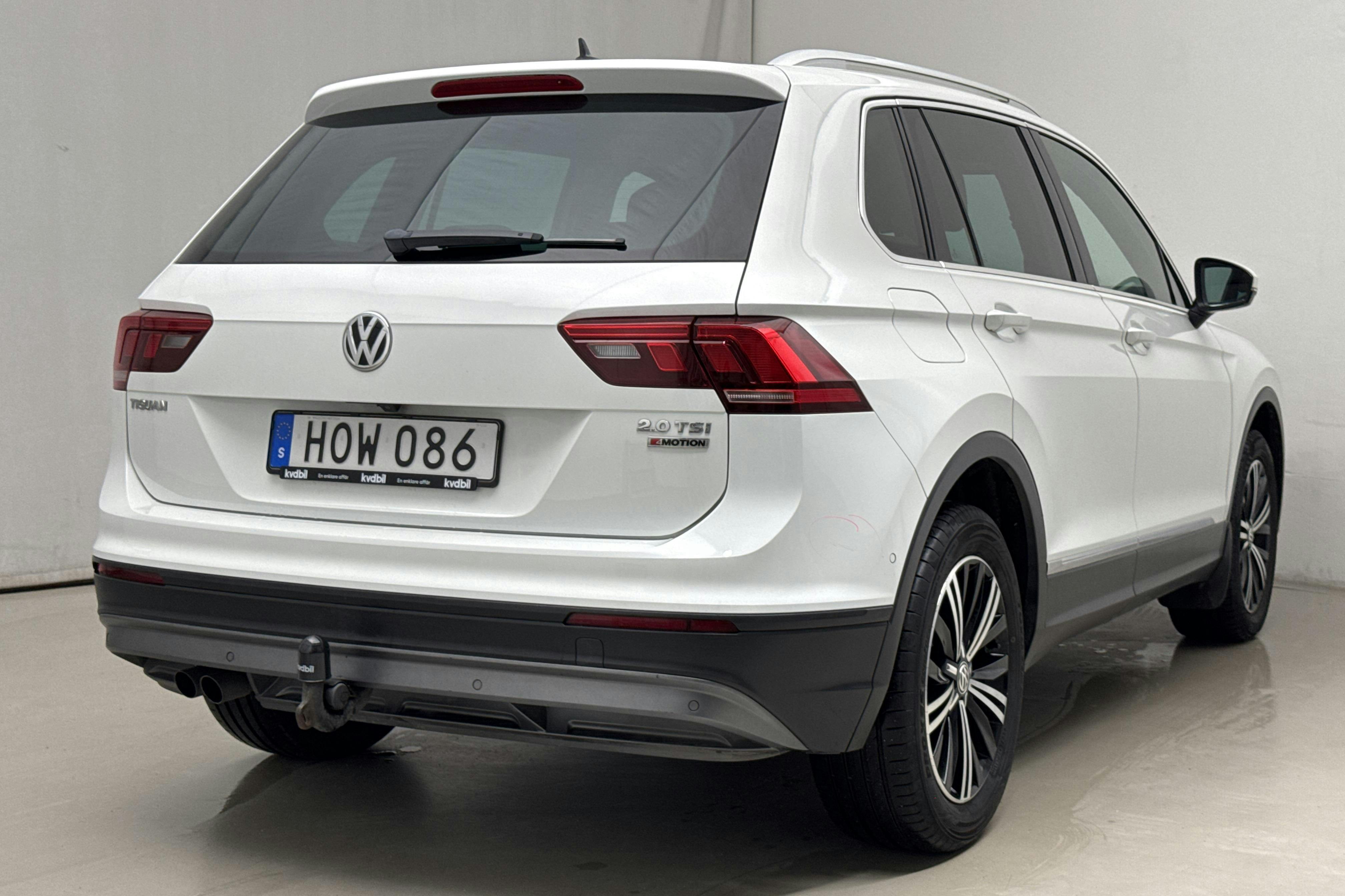 VW Tiguan 2.0 TSI 4MOTION (180hk) - 8 750 mil - Manuell - vit - 2017