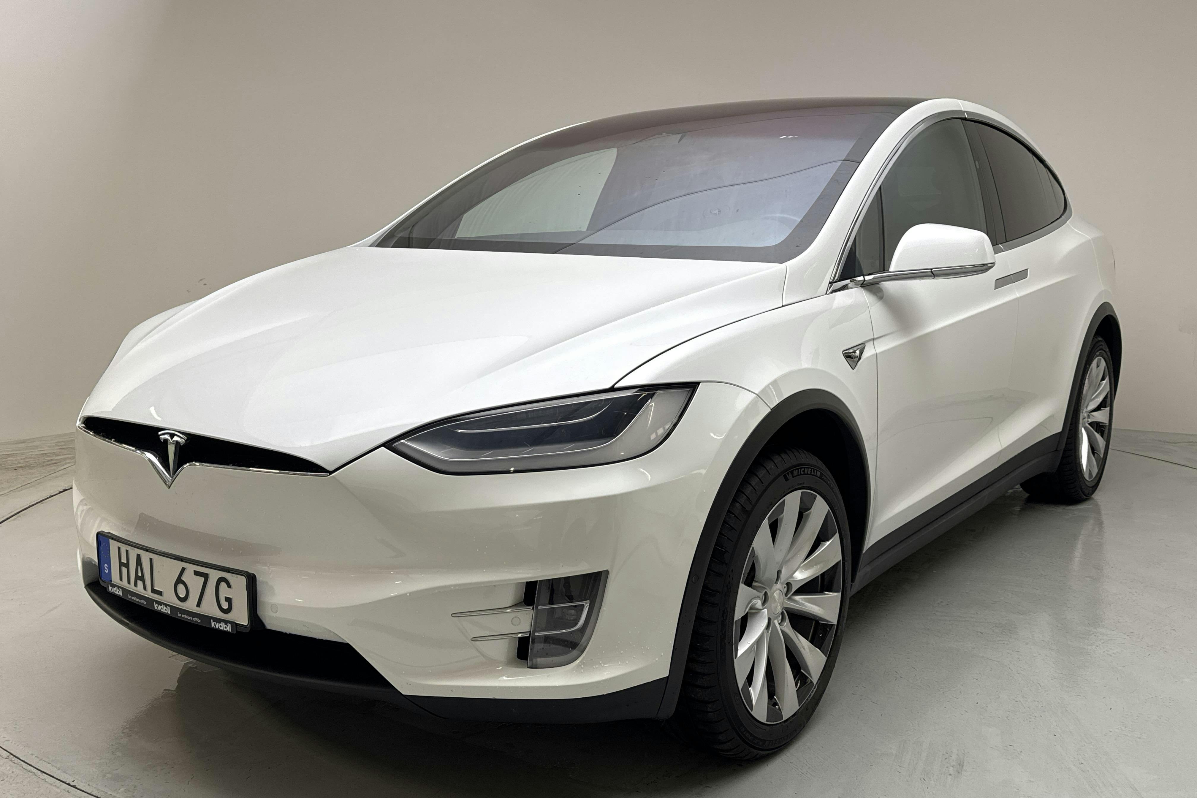 Tesla Model X Dual Motor Long Range AWD - 13 316 mil - Automat - vit - 2019