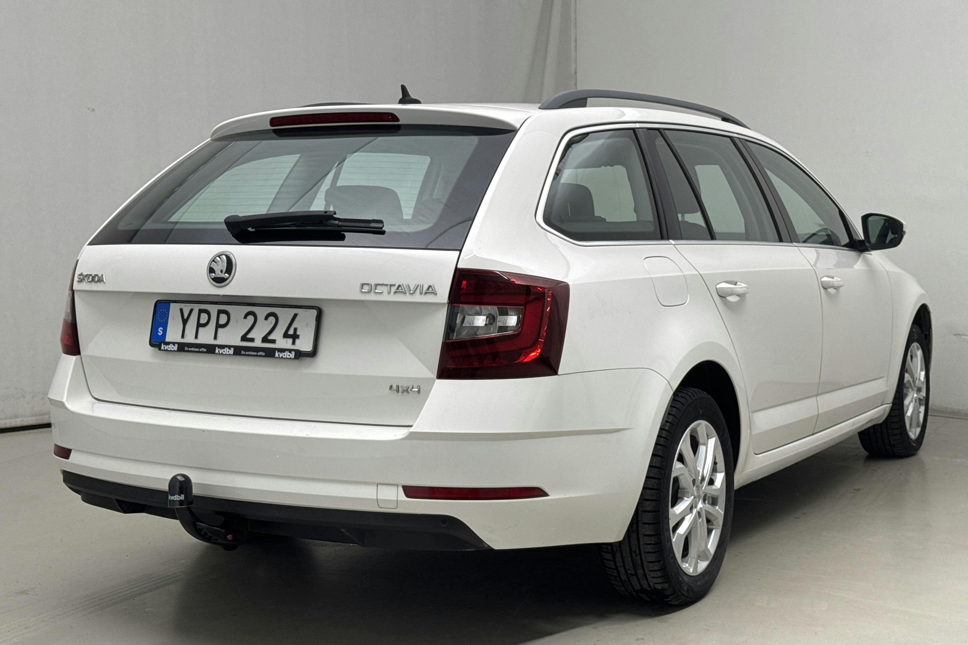 Skoda Octavia III 2.0 TDI CR Combi 4x4 (150hk) - 88 440 km - Käsitsi - valge - 2018