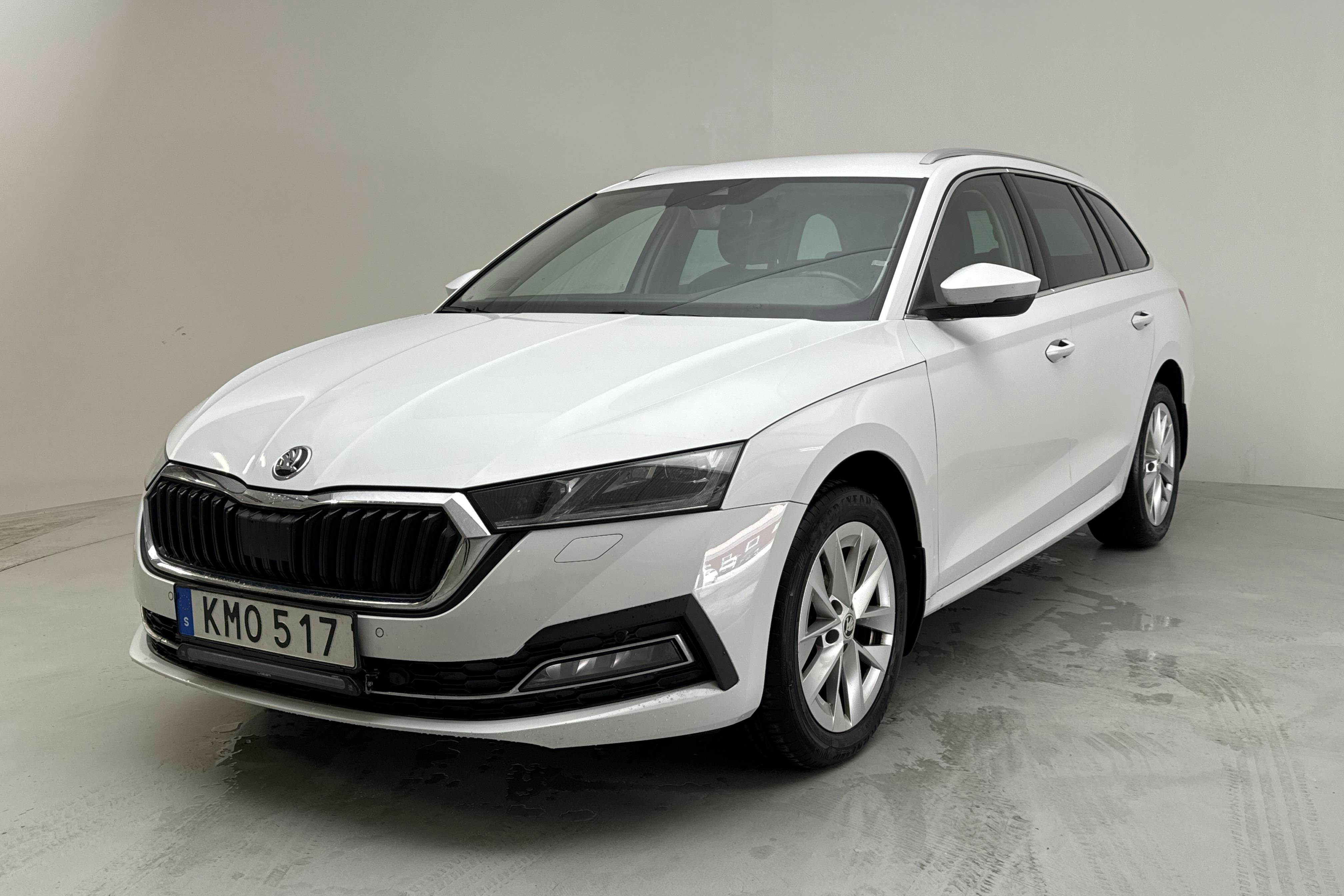 Skoda Octavia 2.0 TDI Combi (150hk) - 12 500 mil - Automat - vit - 2020