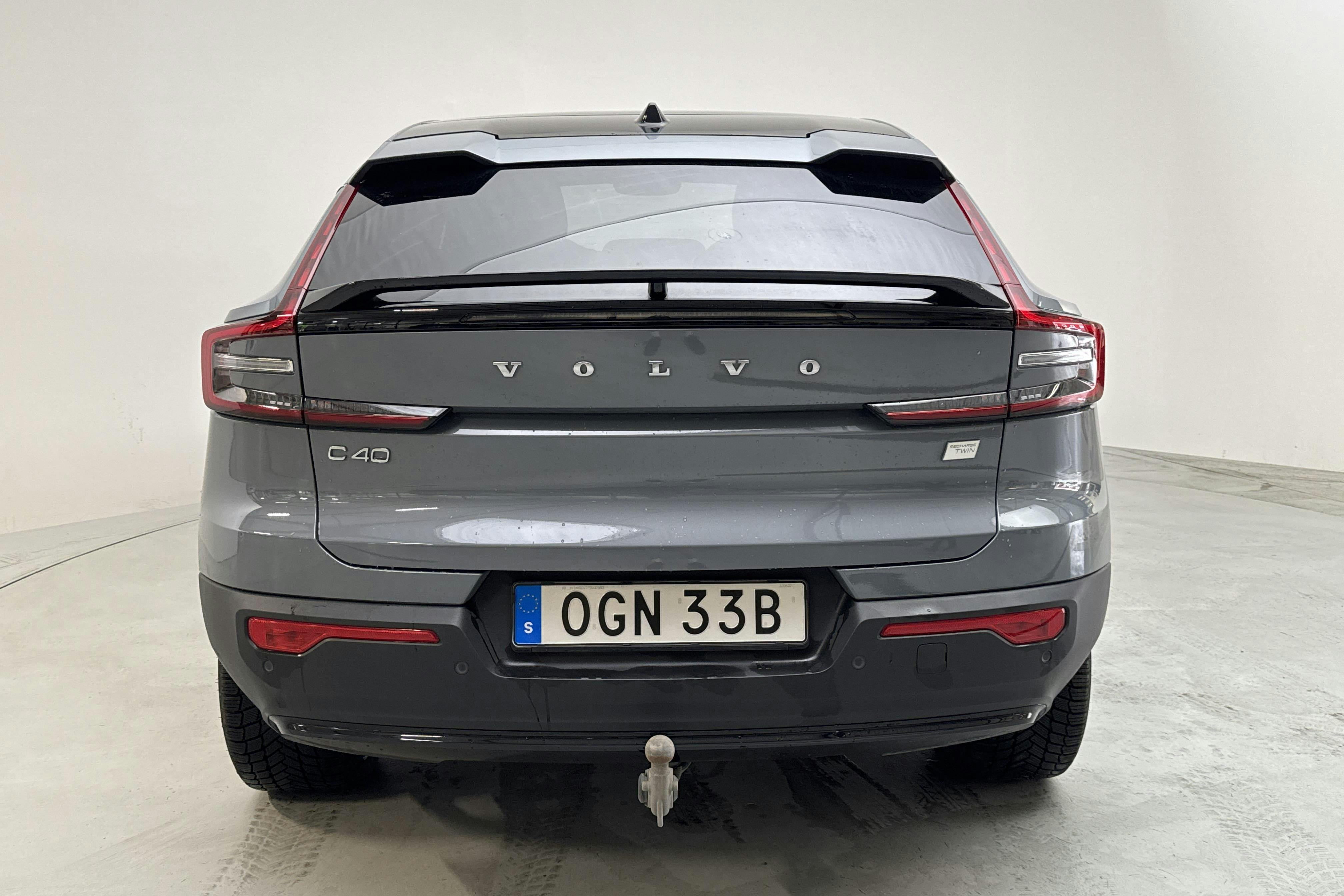 Volvo C40 Recharge Twin (408hk) - 7 591 mil - Automat - grå - 2023