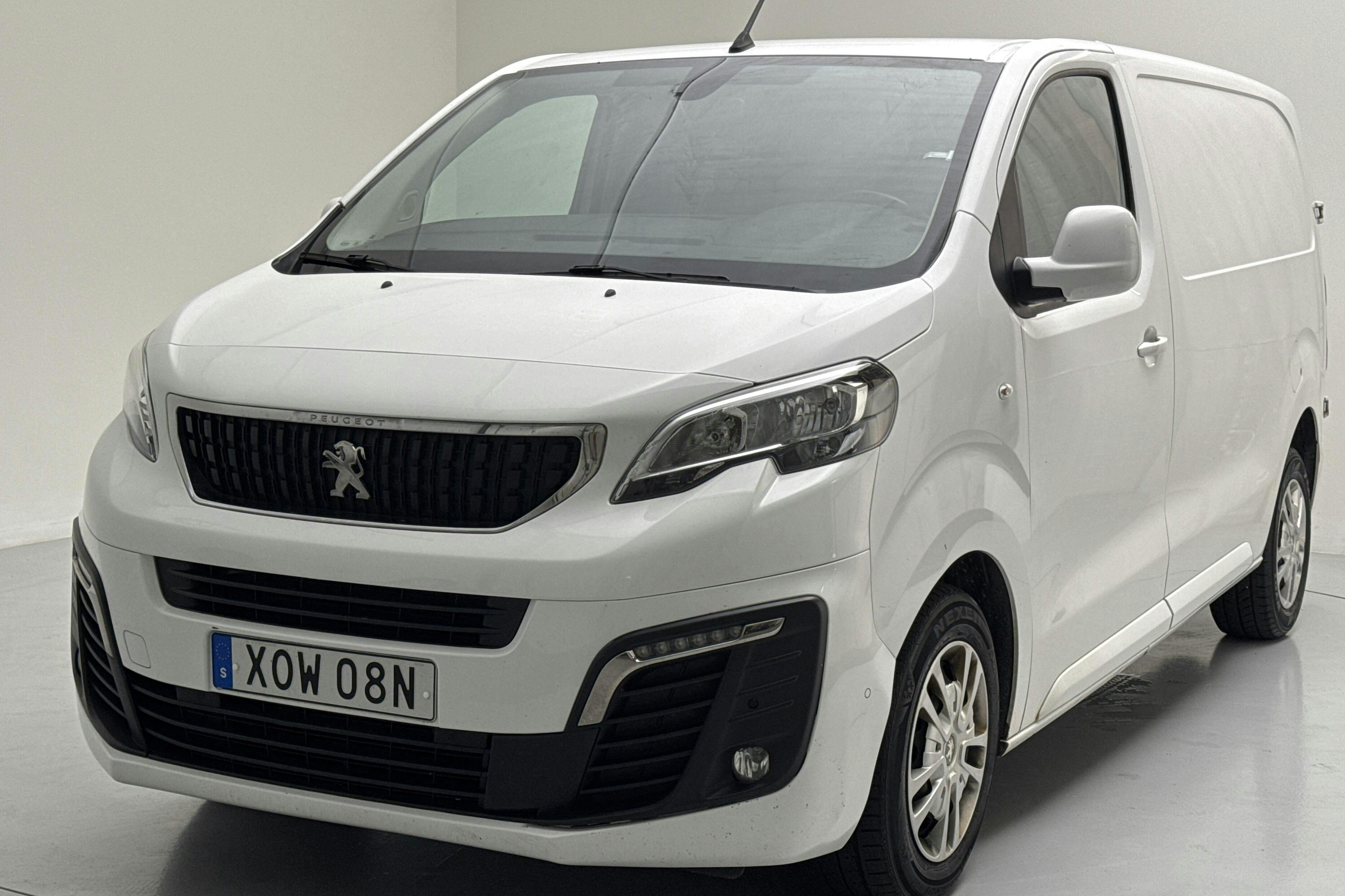 Peugeot Expert BlueHDi Skåp (122hk) - 17 426 mil - Automat - vit - 2020