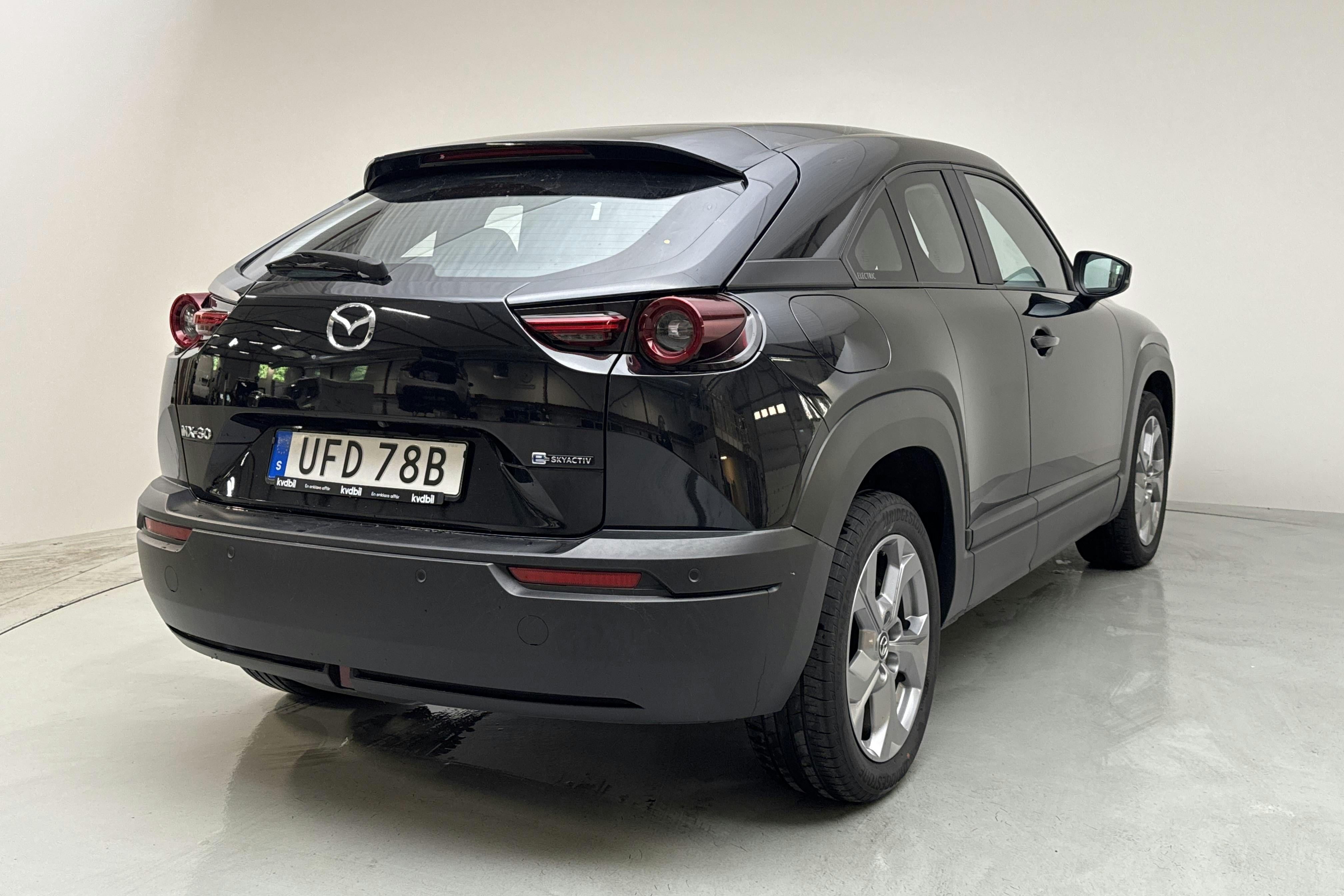 Mazda MX-30 e-Skyactiv (145hk) - 33 480 km - Automaatne - must - 2021