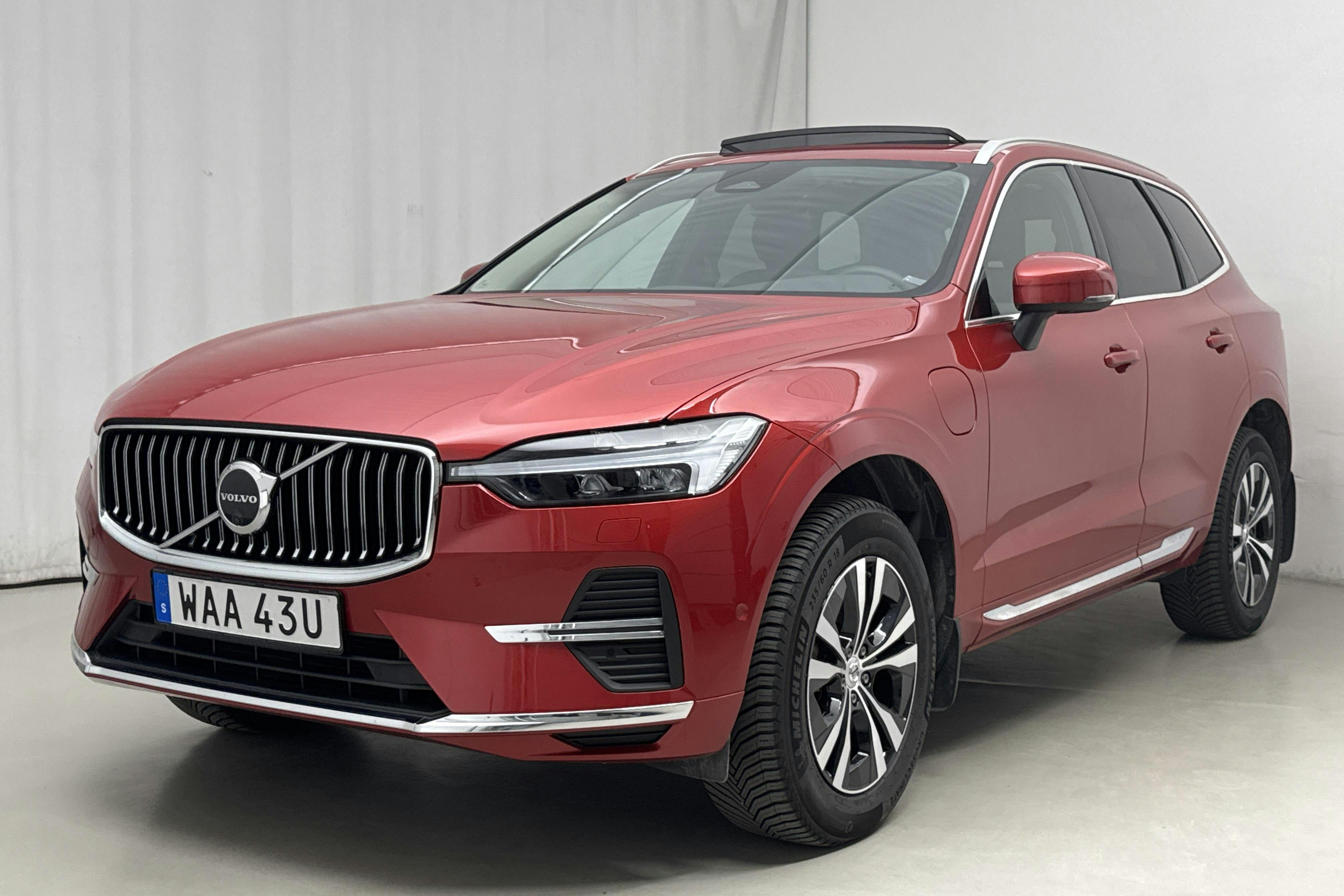 Volvo XC60 T6 AWD Recharge (350hk) - 1 356 mil - Automat - röd - 2023